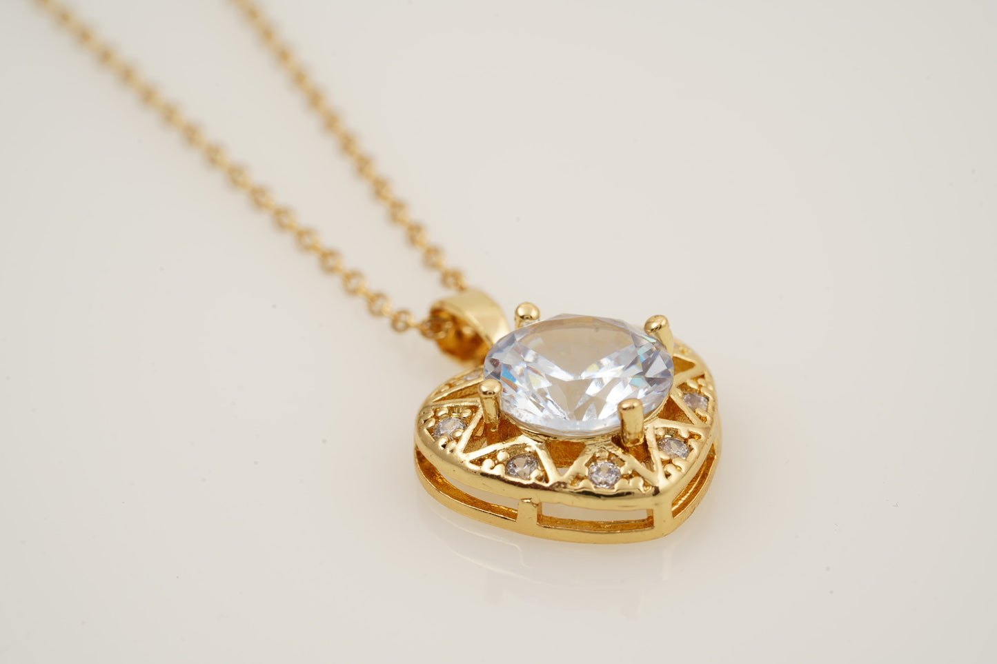 Diamond Heart Shaped Necklace for Women With Gold Chain