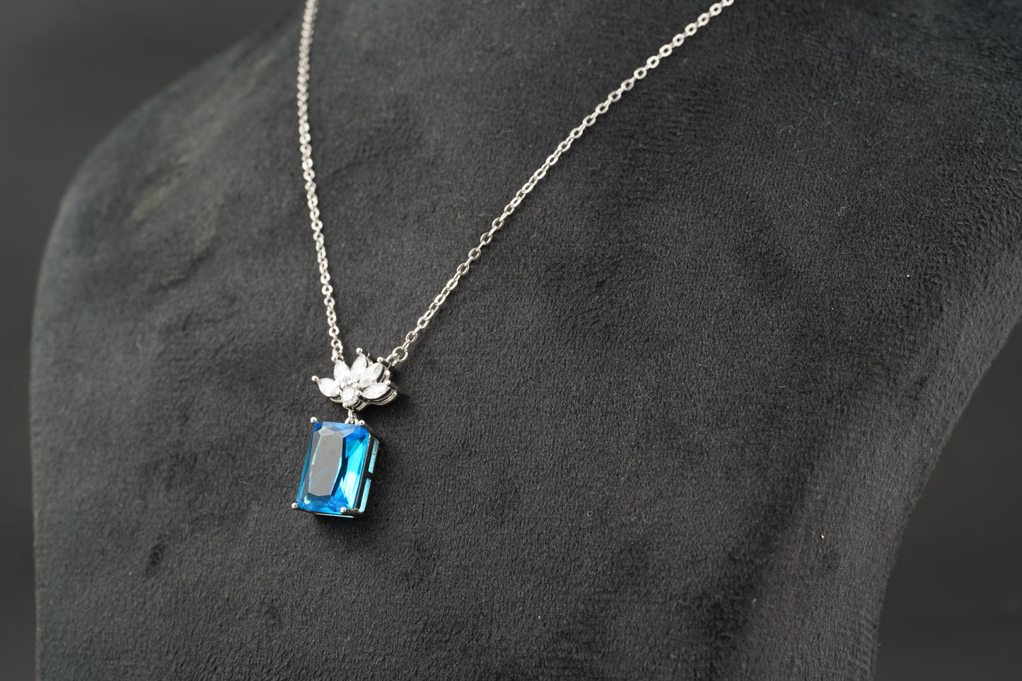 Emerald Aquamarine Necklace Marquise Diamond Pendant With Gold Chain