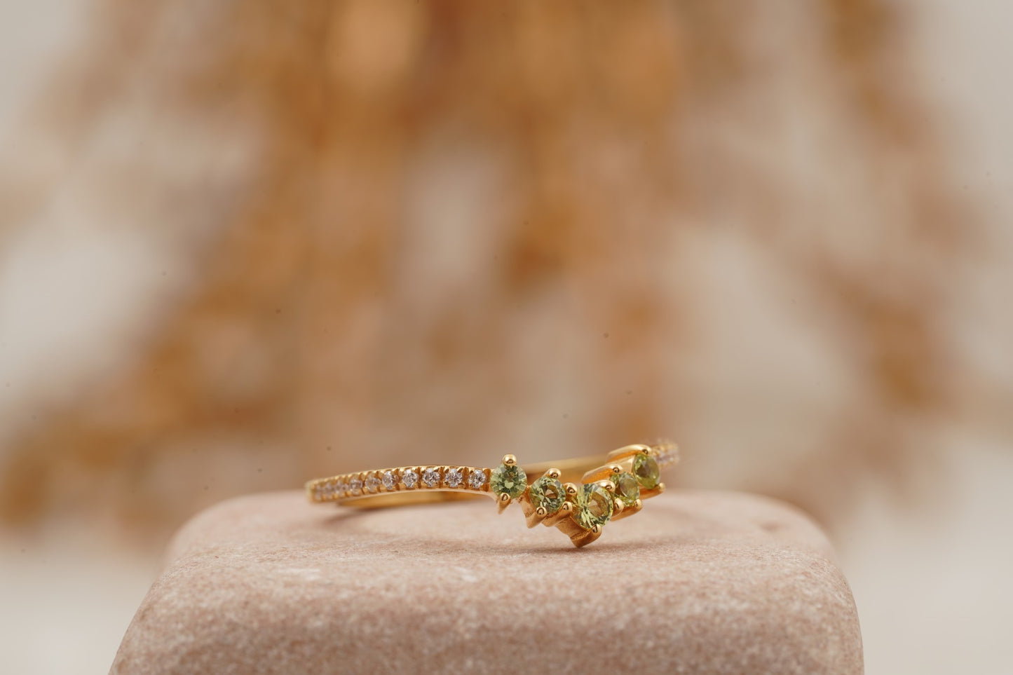 Curved Green Amethyst Stacking Matching Wedding Band