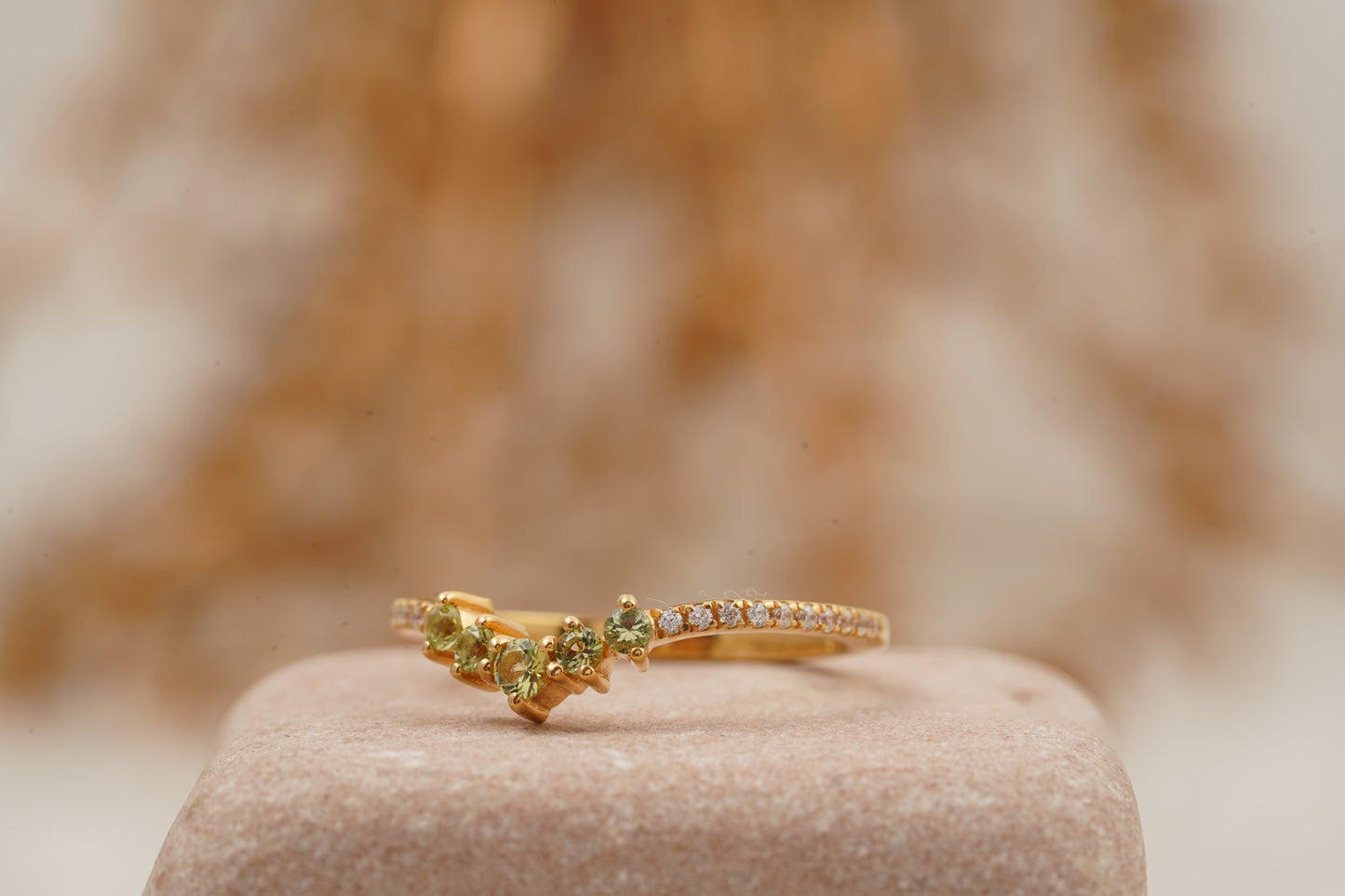 Curved Green Amethyst Stacking Matching Wedding Band