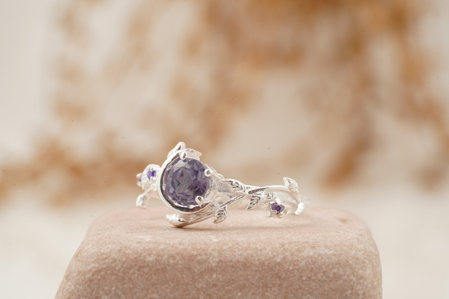 Round Alexandrite Color-Change Stone Moon Star Leaf Amethyst Engagement Ring