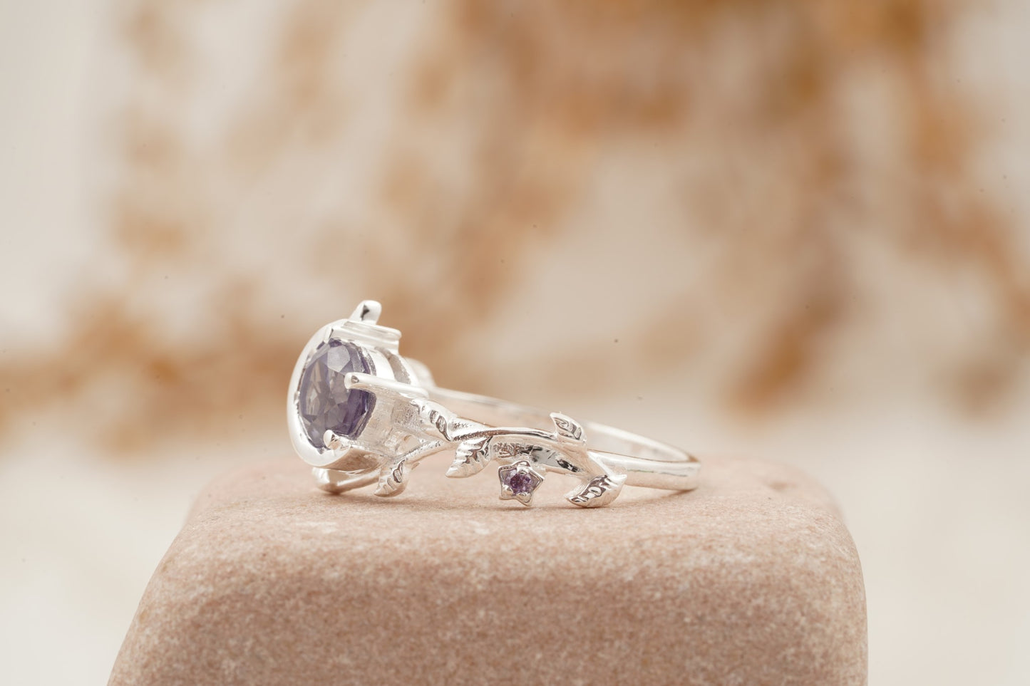 Round Alexandrite Color-Change Stone Moon Star Leaf Amethyst Engagement Ring