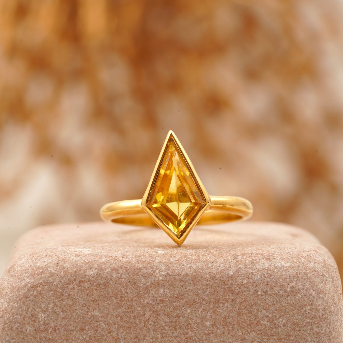 Kite-Shaped Citrine Gold Engagement Ring
