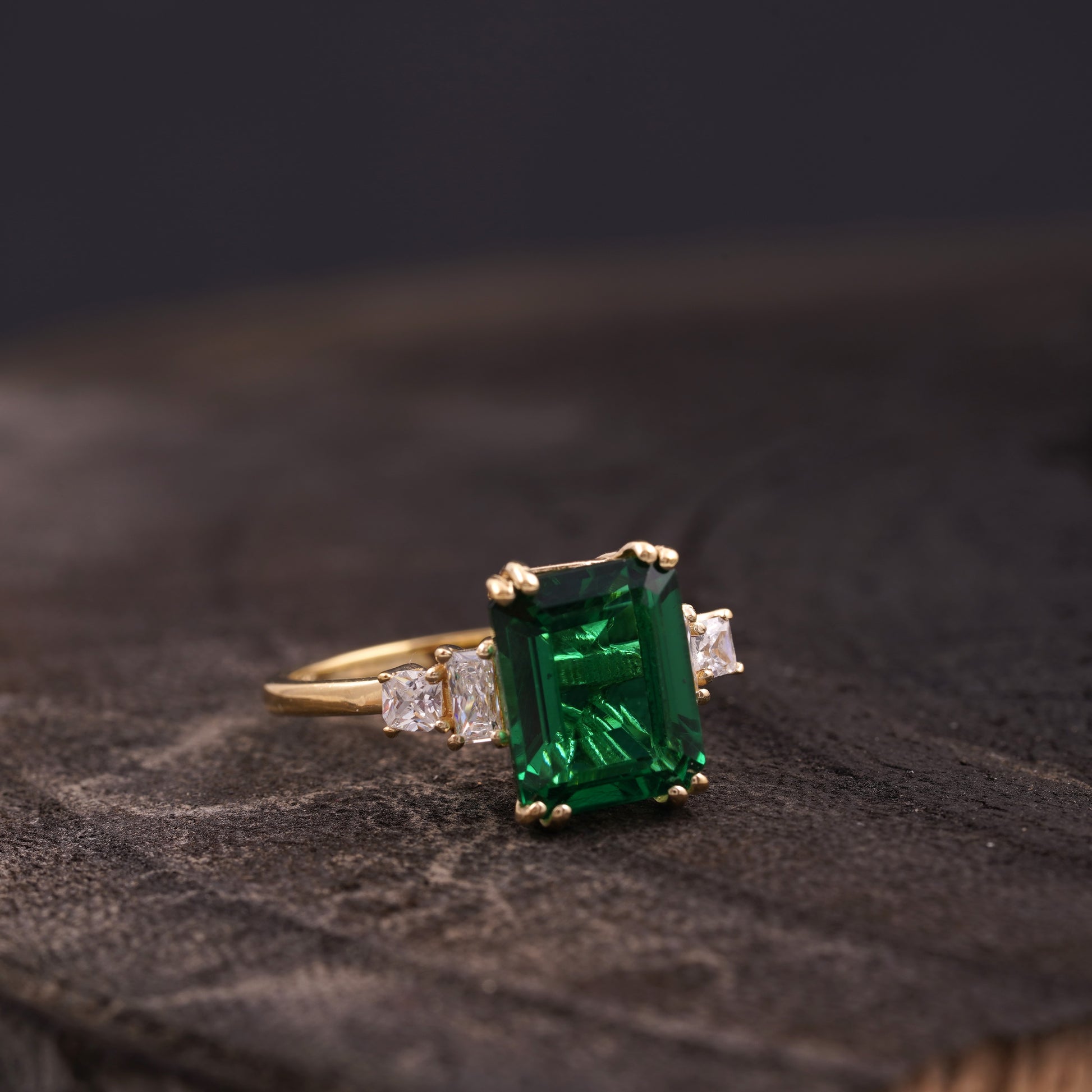 Green Emerald Gemstone CZ Diamond Gold Engagement Ring Right Angle