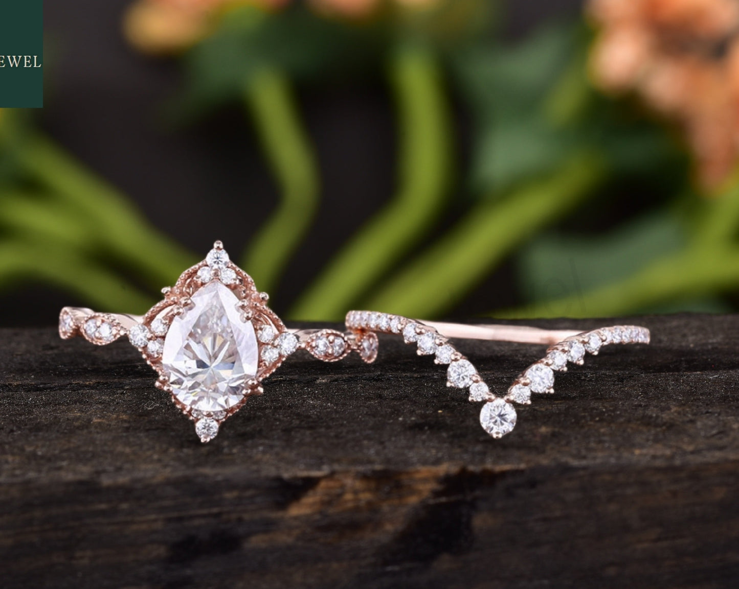 Pear Moissanite Bridal Engagement Ring Set