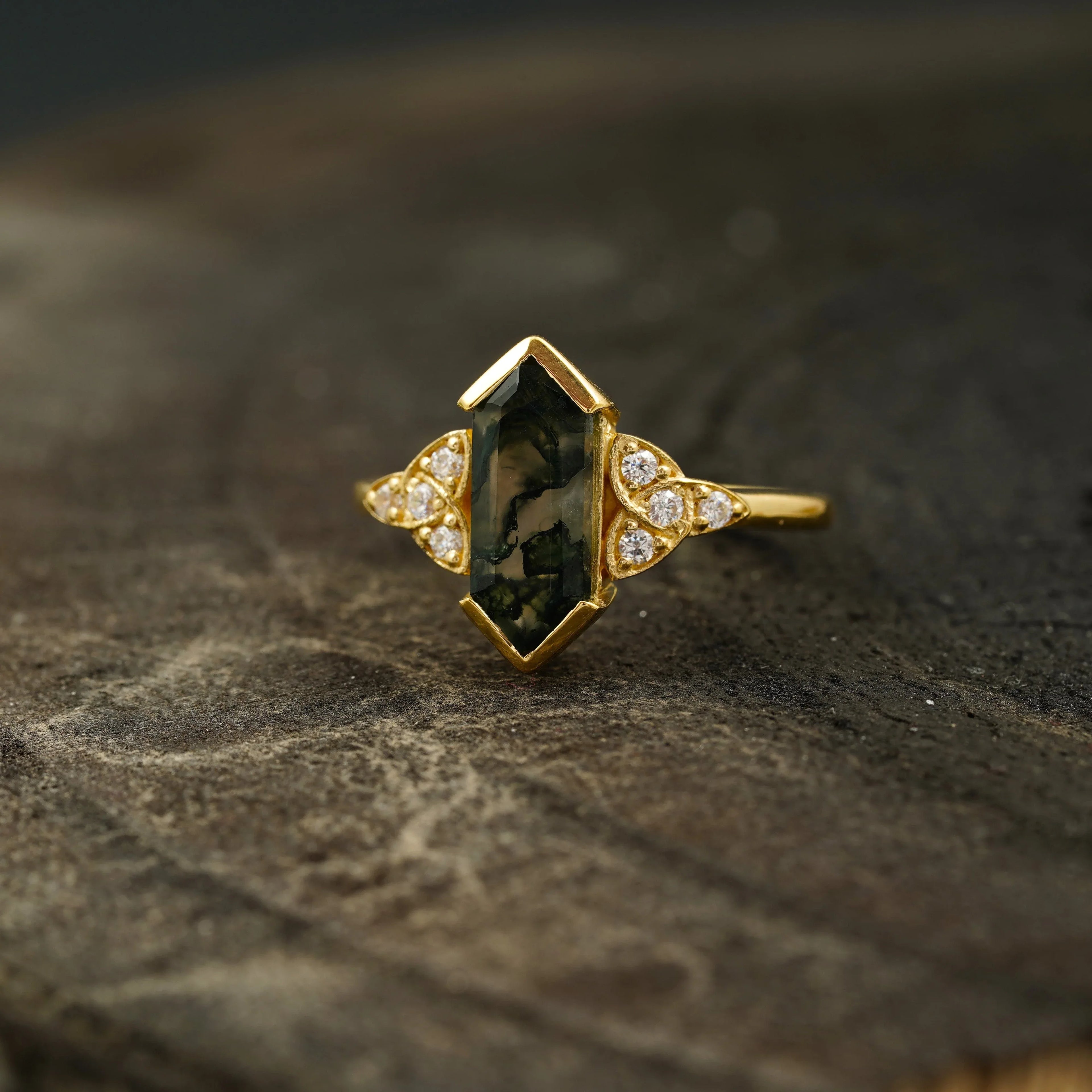 Moss Agate Hexagon Engagement Ring - MinimalistJewels