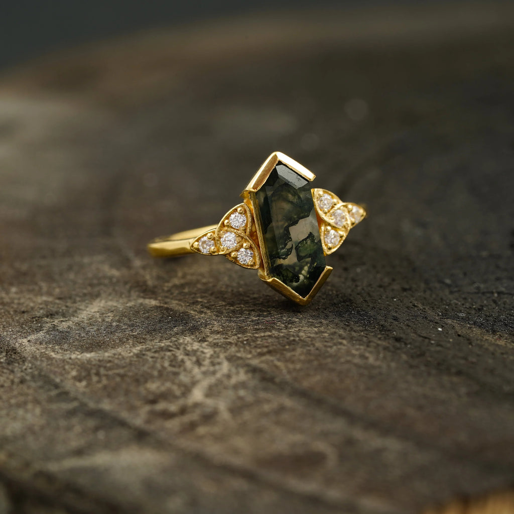 Moss Agate Hexagon Engagement Ring - MinimalistJewels