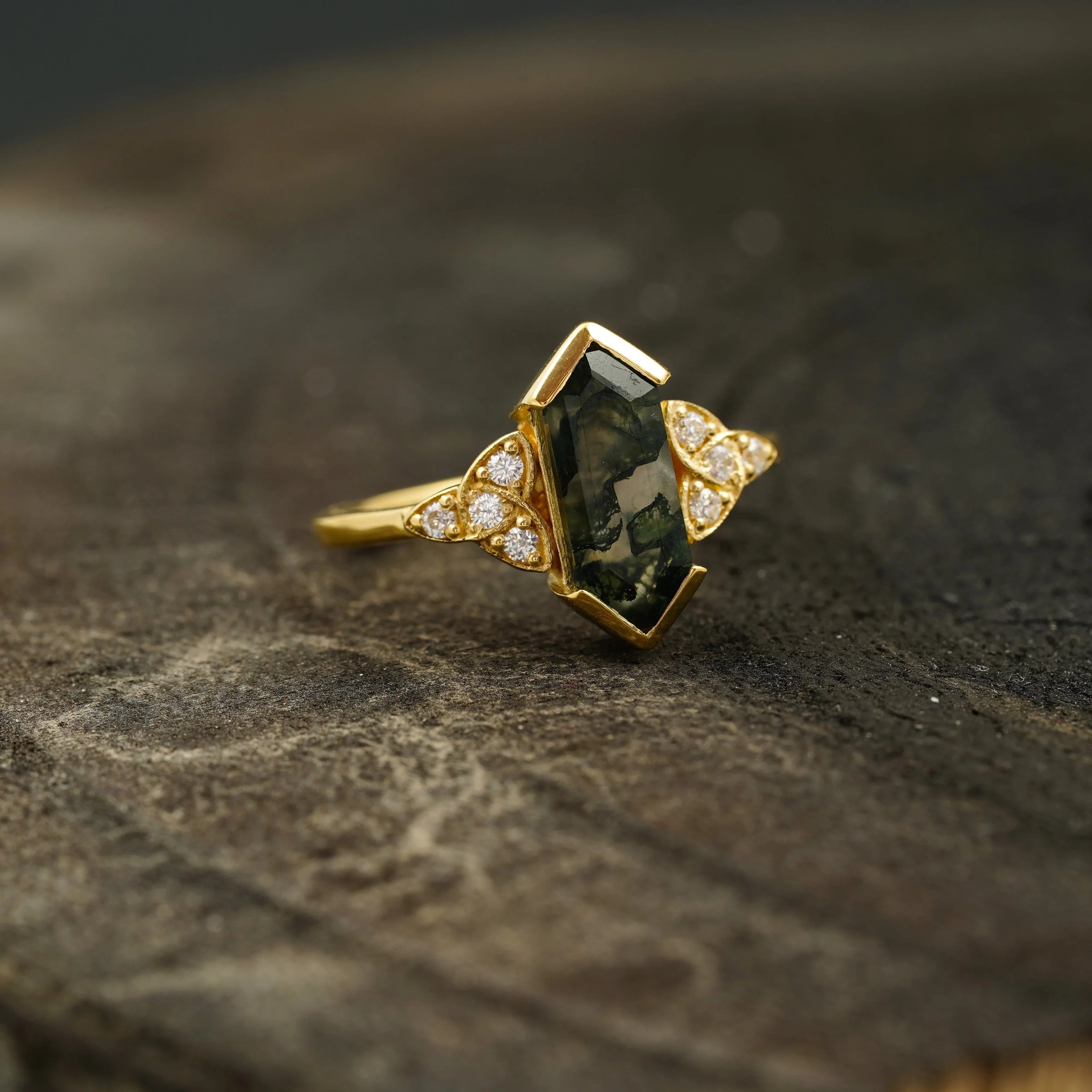 Moss Agate Hexagon Engagement Ring - MinimalistJewels