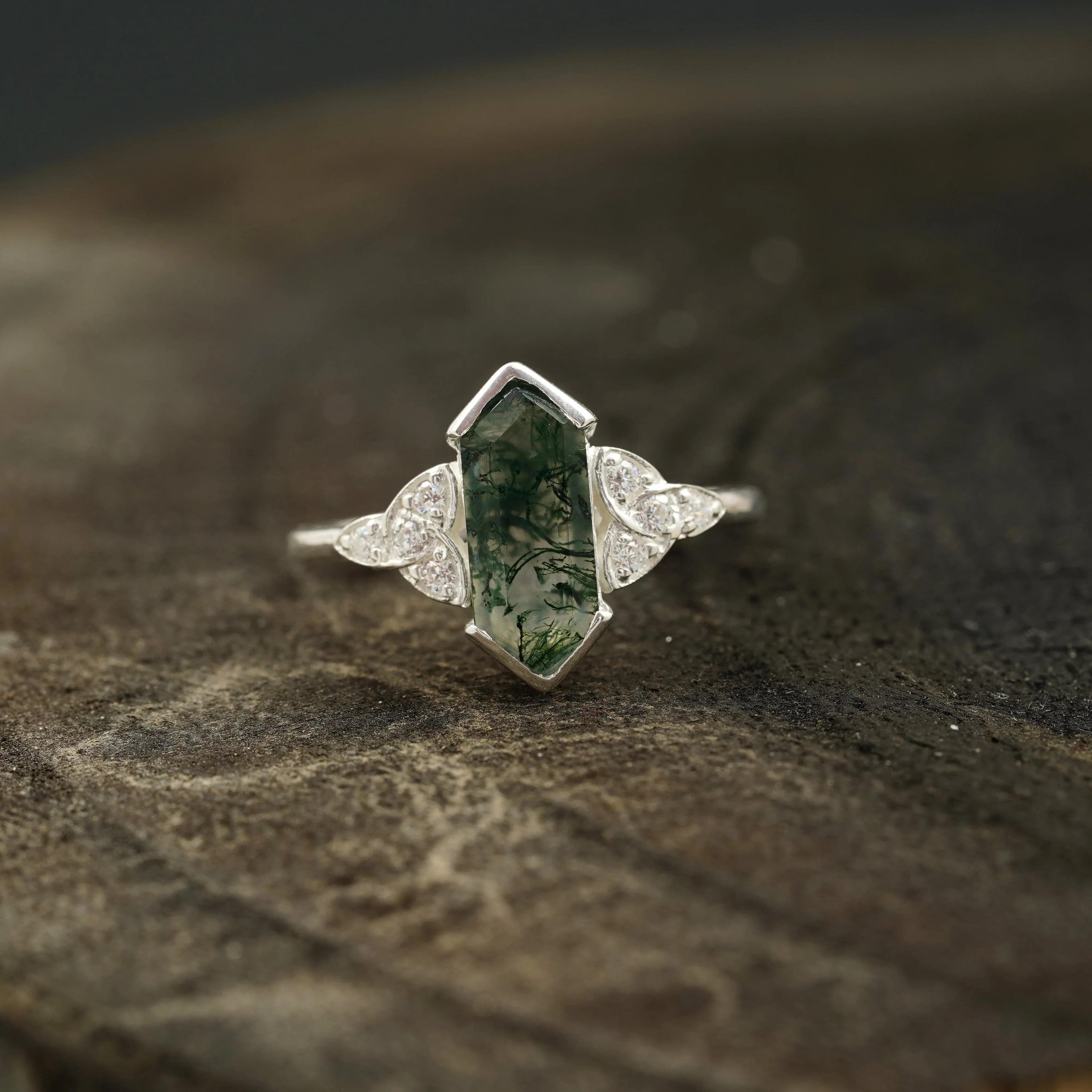 Moss Agate Hexagon Engagement Ring - MinimalistJewels