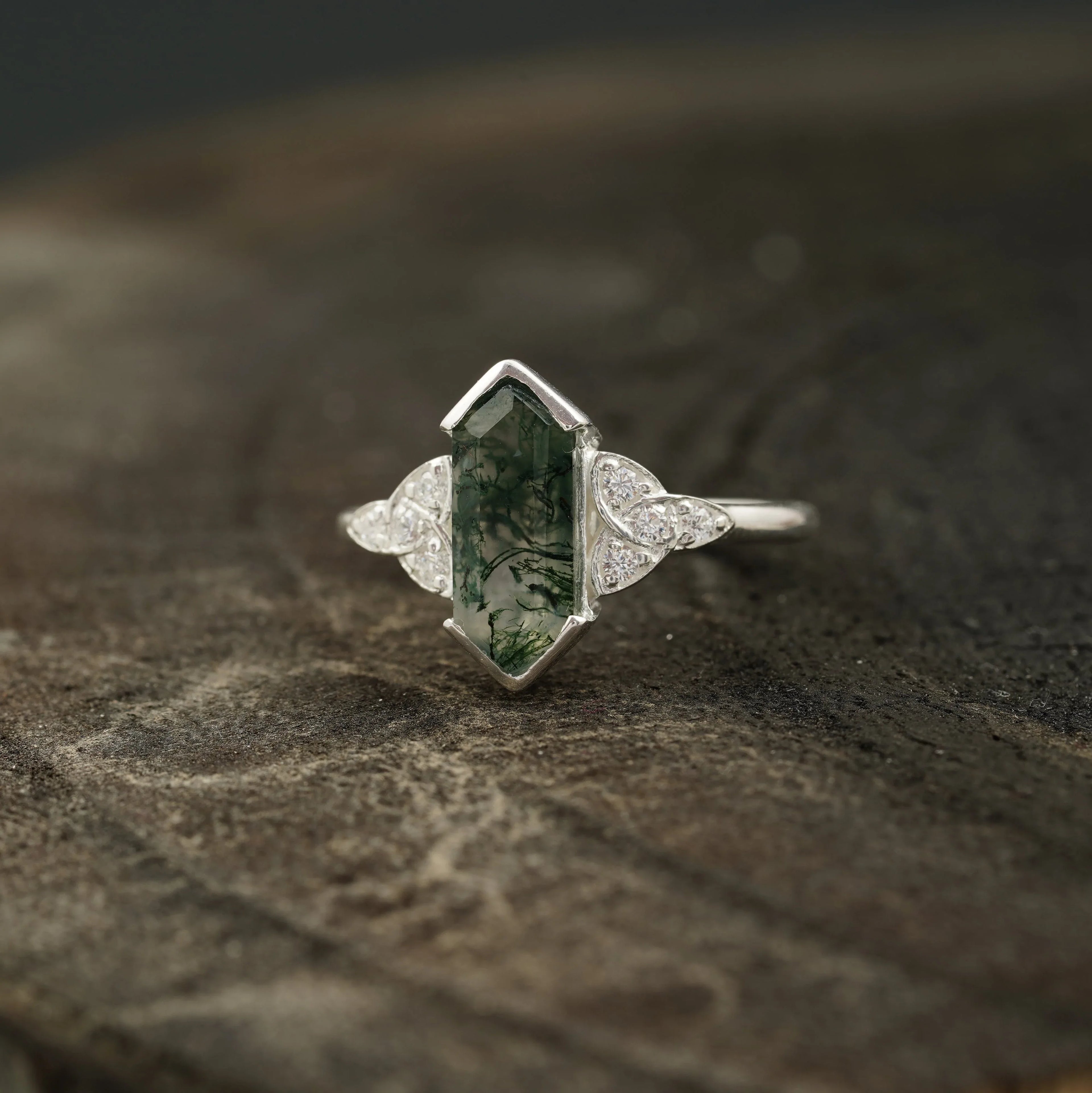 Moss Agate Hexagon Engagement Ring - MinimalistJewels