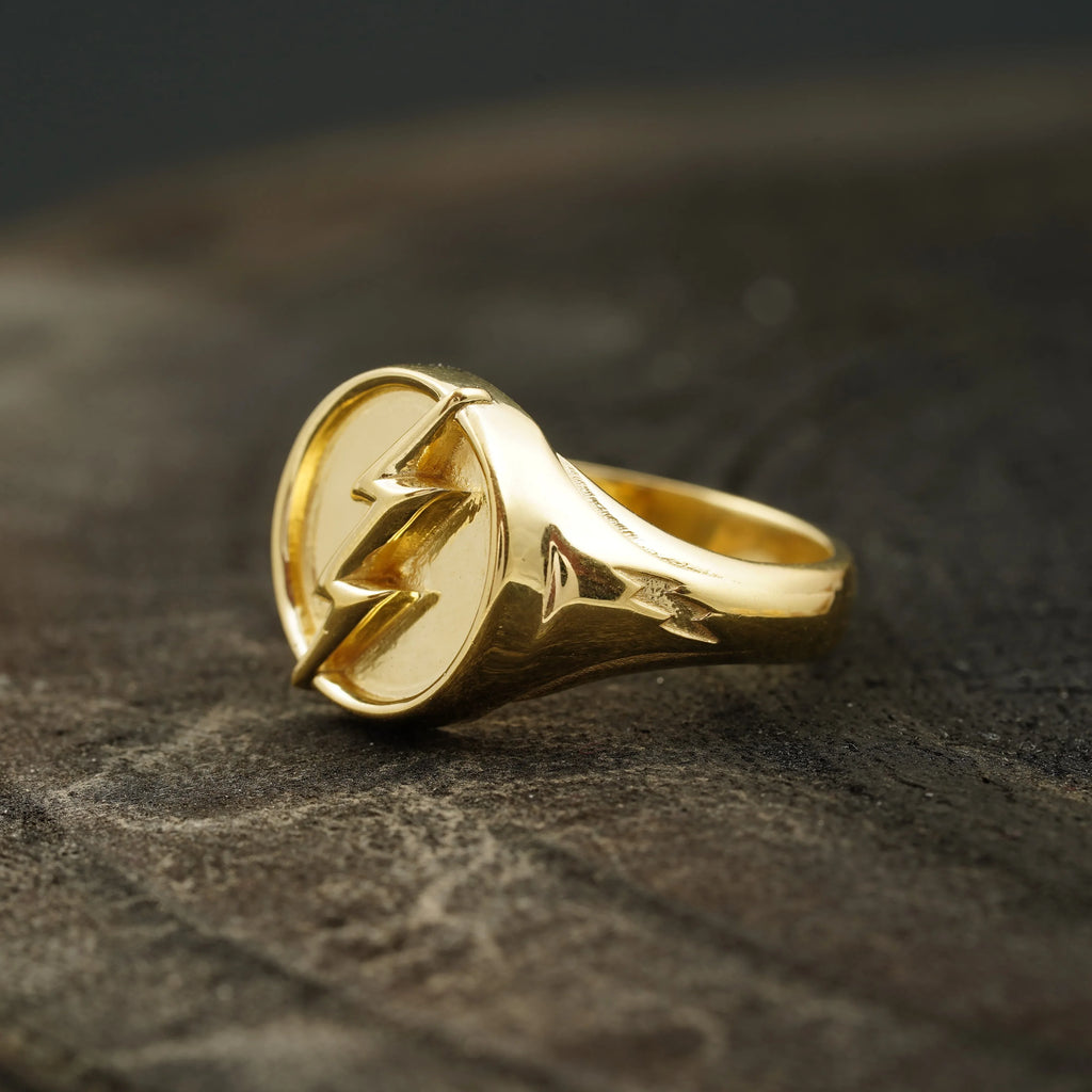Flash Design 14k Solid Gold Mens Signet Ring - MinimalistJewels