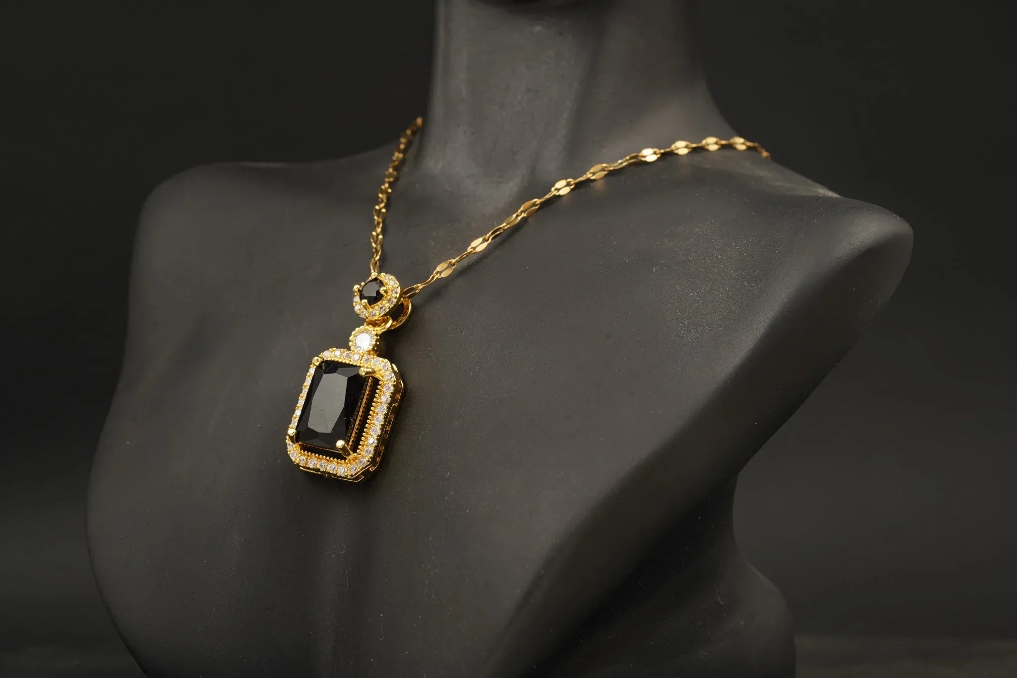 Black Onyx Pendant Solid Gold Emerald Cut Halo Diamond Pendant With Chain - MinimalistJewels