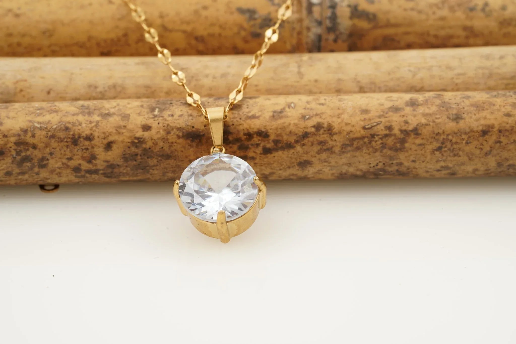 Round Diamond Solid Gold Pendant With Gold Chain - MinimalistJewels