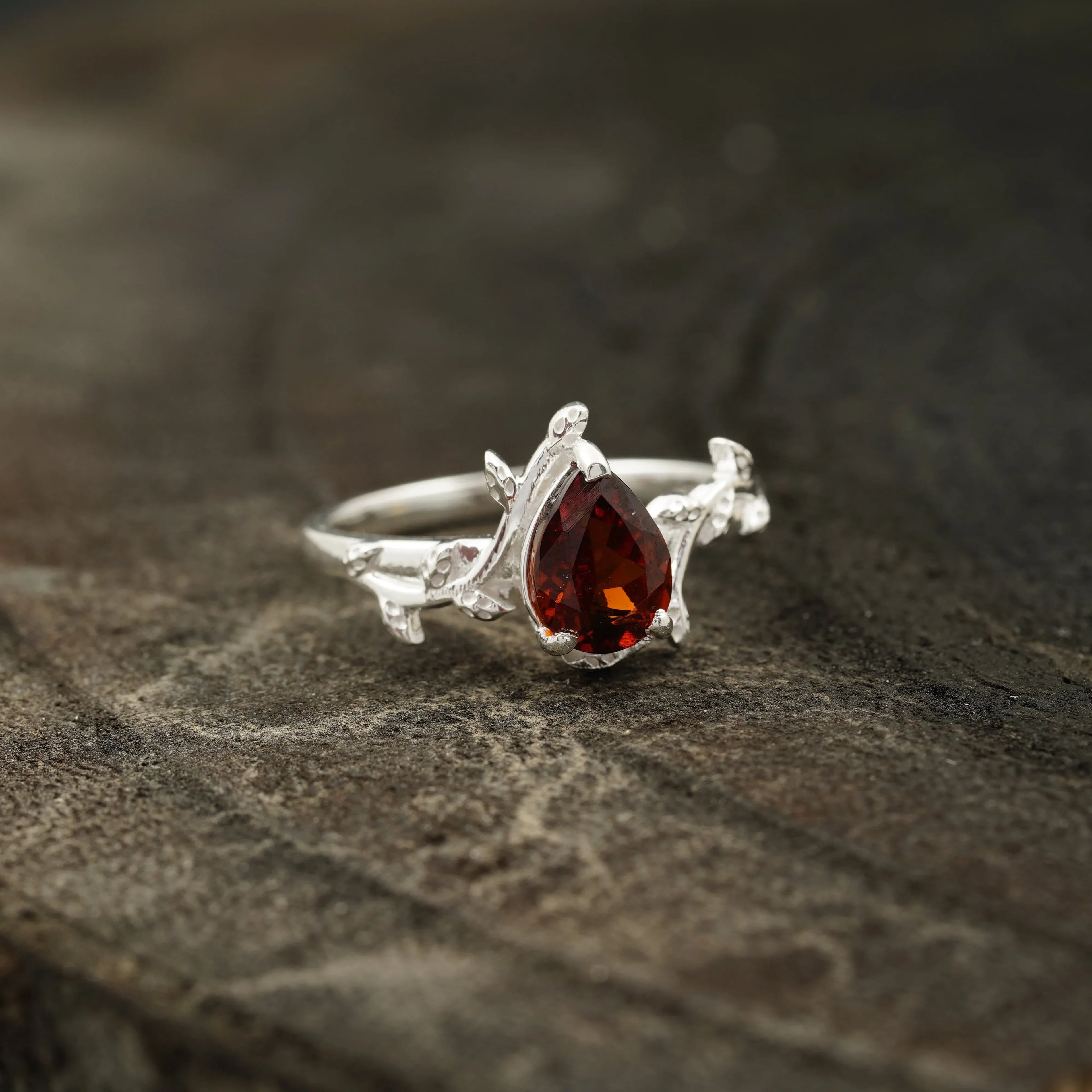 Red Garnet Leaf Engagement Ring - MinimalistJewels