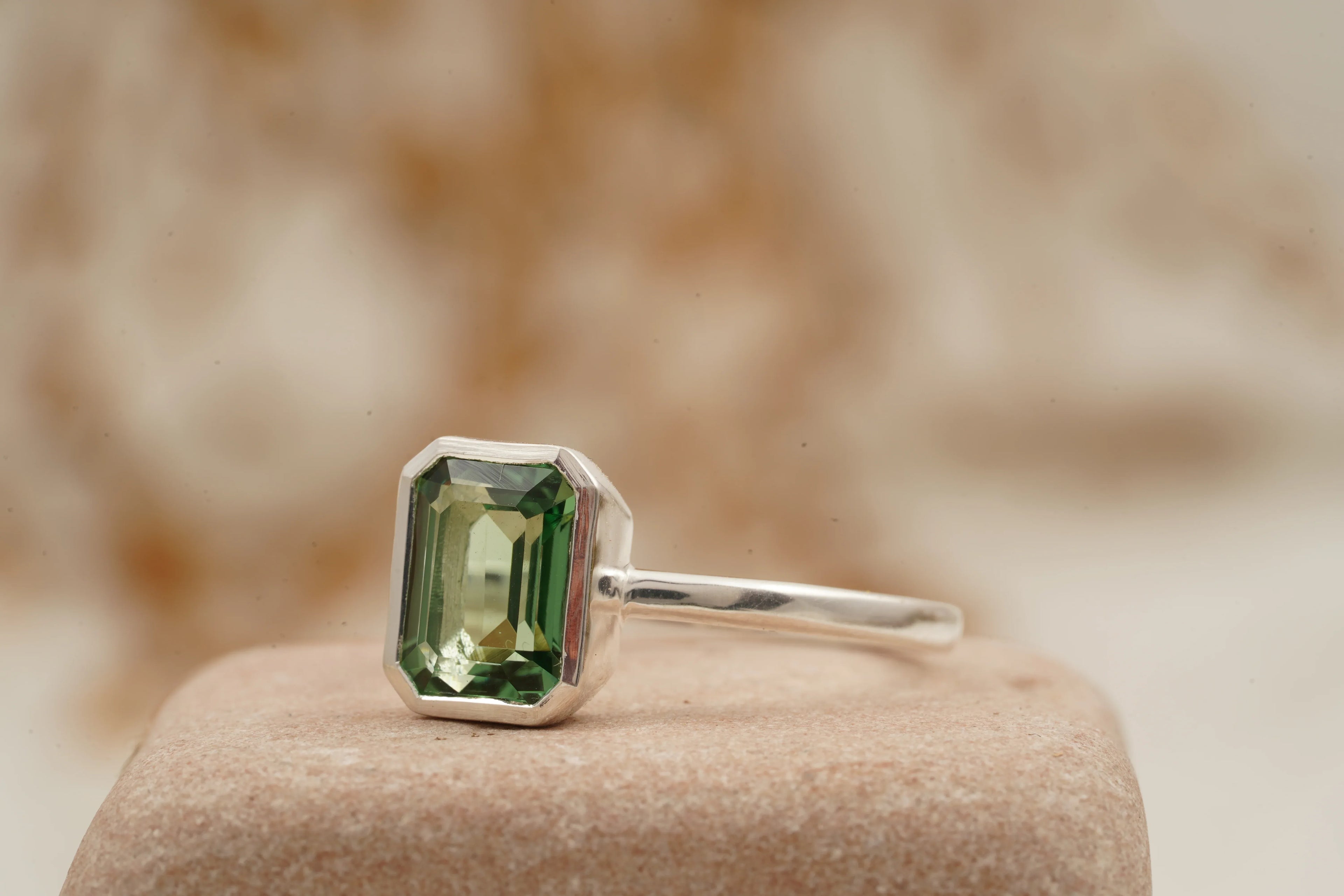 Bezel Set Green Amethyst 925 Sterling Silver Solitaire Ring - MinimalistJewels