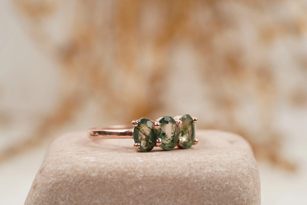Oval Moss Agate Stacking Ring Three Stone Ring - MinimalistJewels
