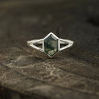 Vintage Bezel Setting Moss Agate Engagement Ring - MinimalistJewels