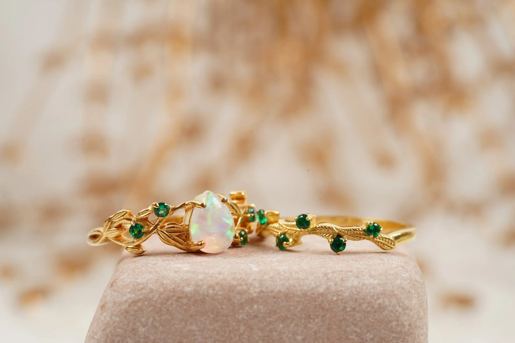 Nature Inspired Opal Engagement Ring Set With Leaf Emerald Band - MinimalistJewels