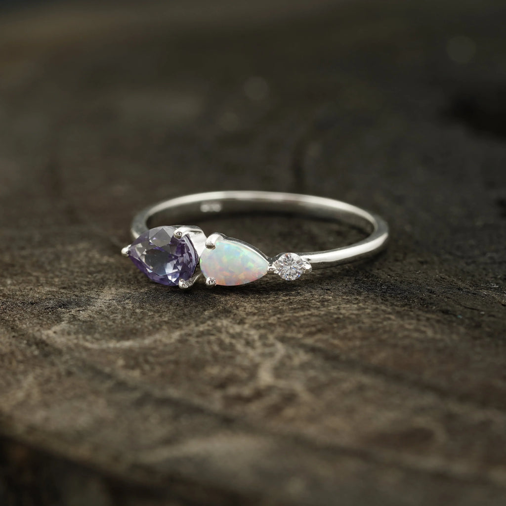 Pear Cut Alexandrite Art Deco Moissanite 3 Stone Wedding Band - MinimalistJewels