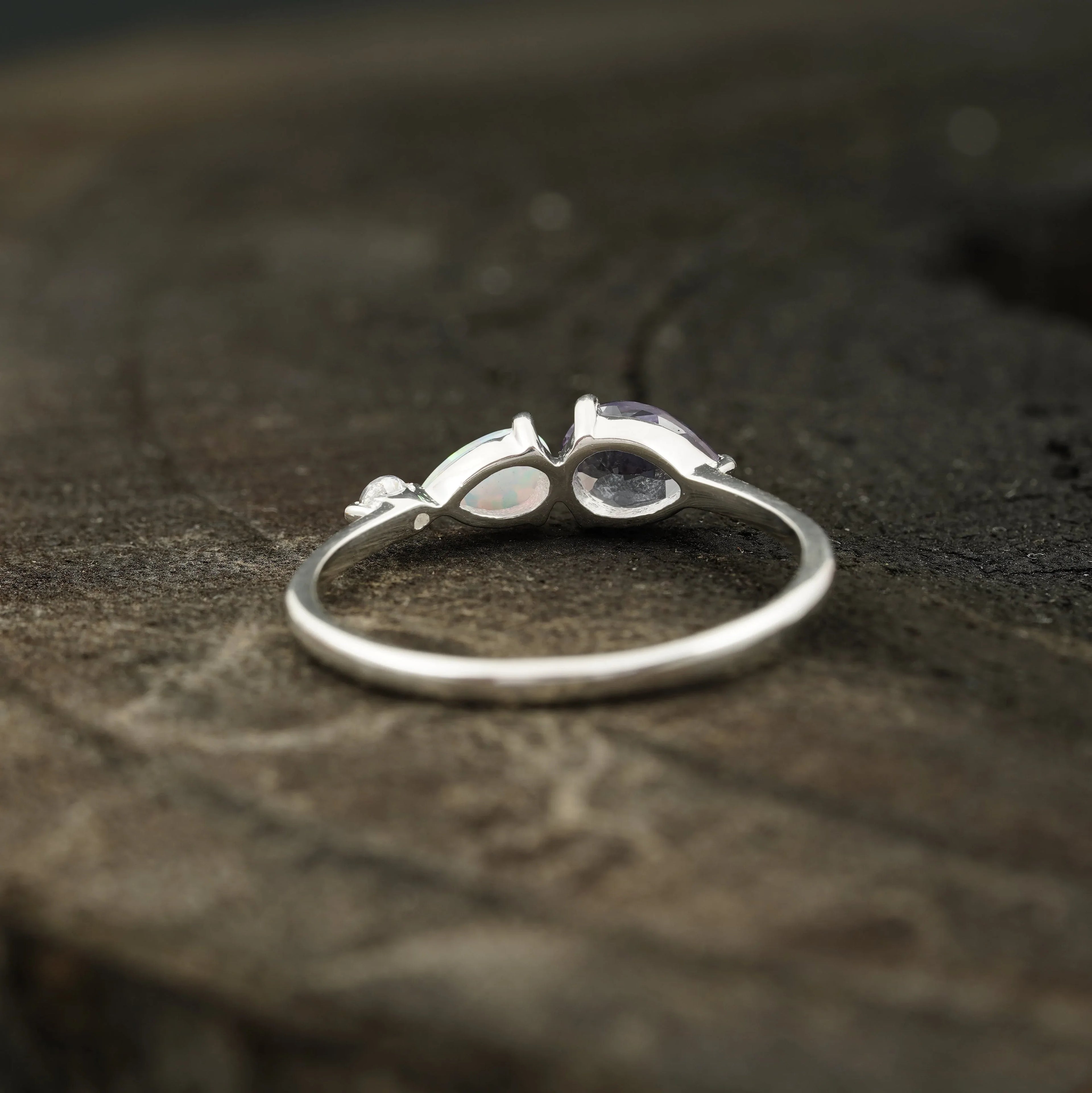 Pear Cut Alexandrite Art Deco Moissanite 3 Stone Wedding Band - MinimalistJewels