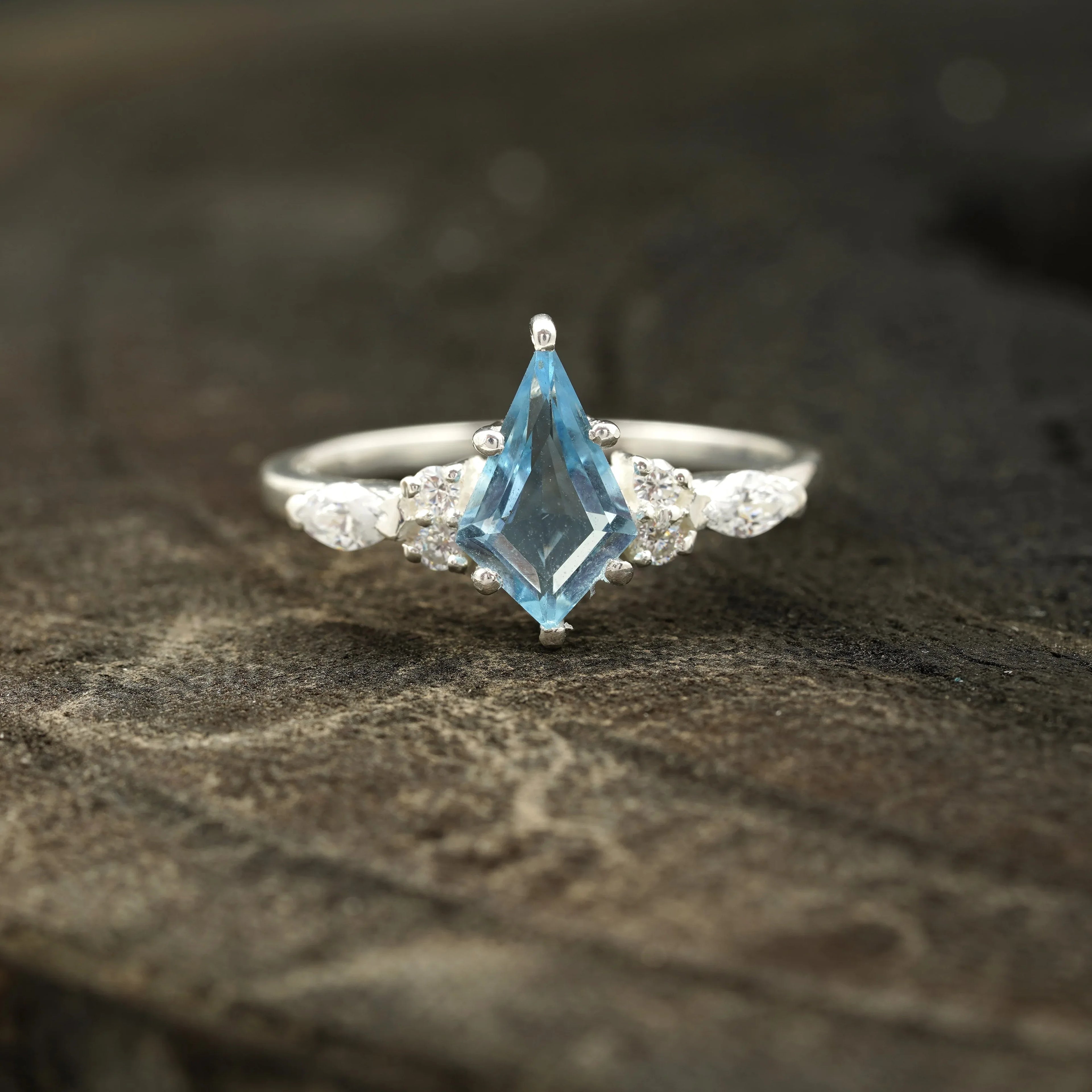 Kite Shape Aquamarine 925 Sterling Silver Ring - MinimalistJewels