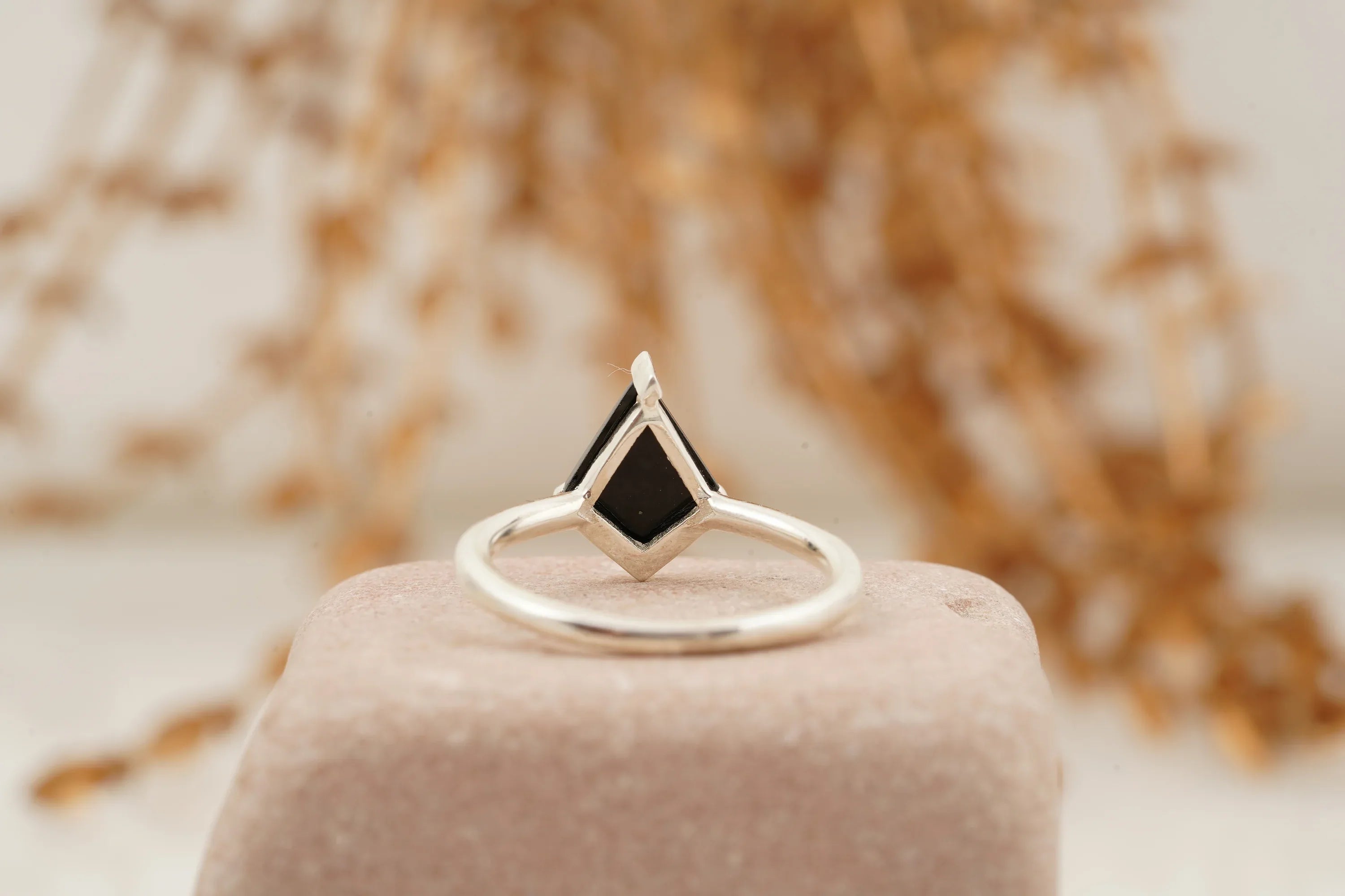 Black Onyx Kite Shaped Engagement Ring 925 Sterling Silver - MinimalistJewels