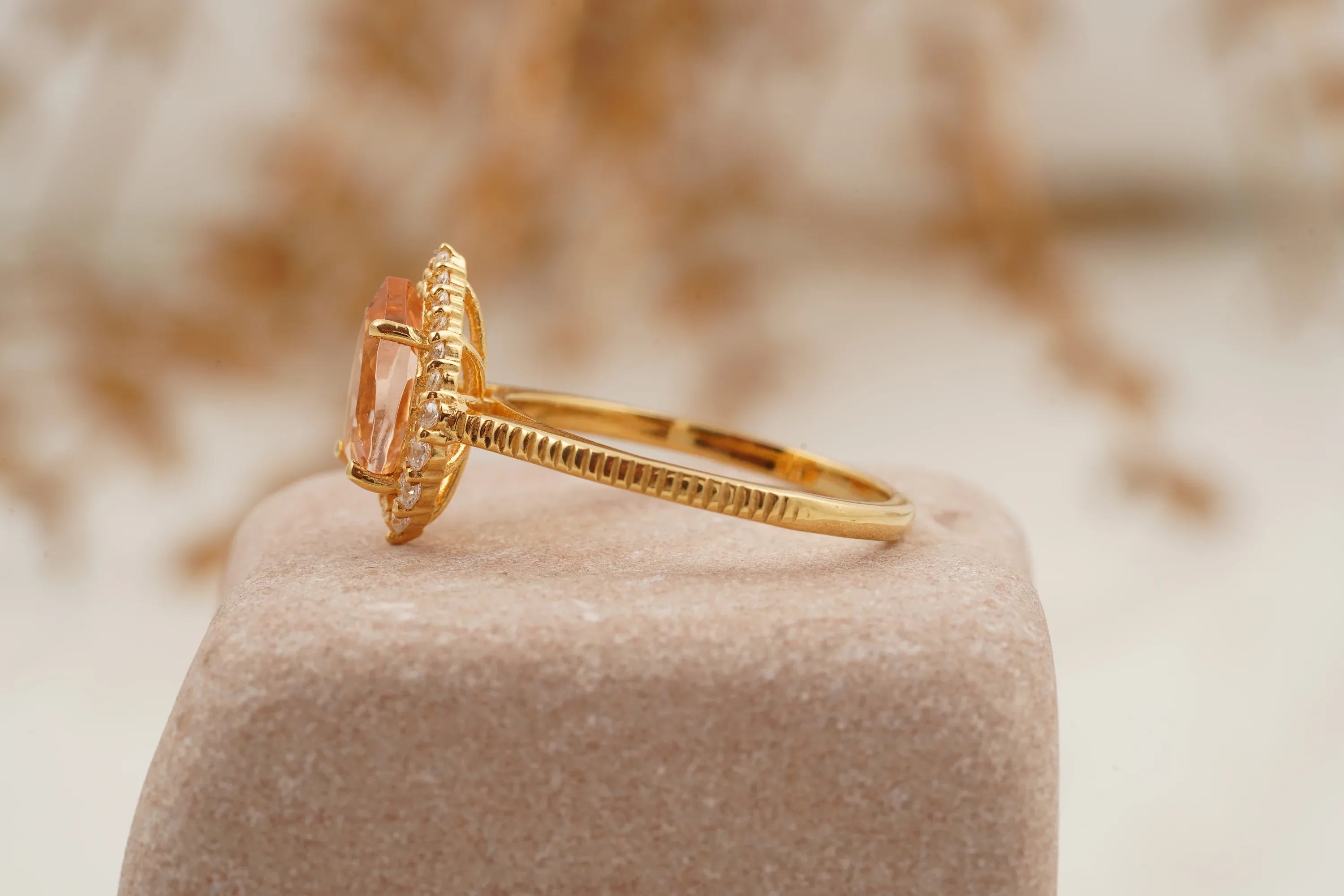 Pear Cut Morganite Halo Diamond Engagement Ring - MinimalistJewels