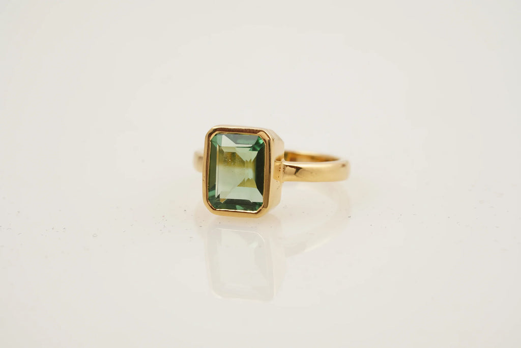 Peridot Ring Emerald Cut Solid Gold Ring For Women - MinimalistJewels