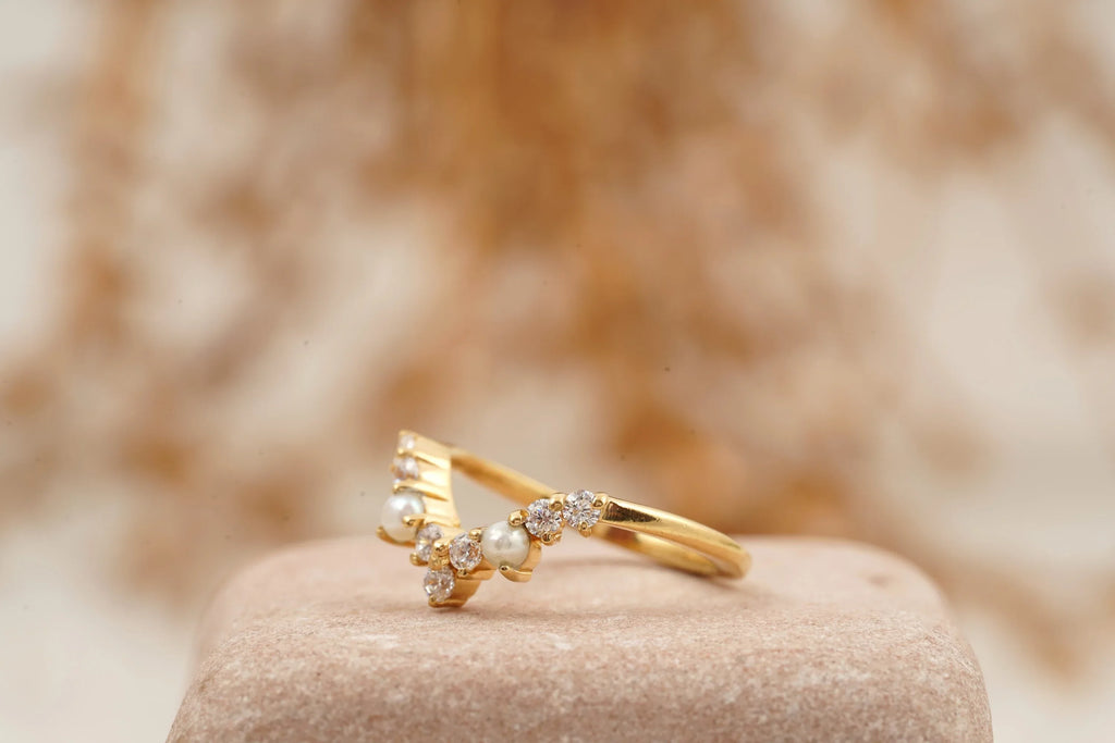 Curved Pearl Wedding Band Solid Gold Ring Pearl band ring - MinimalistJewels