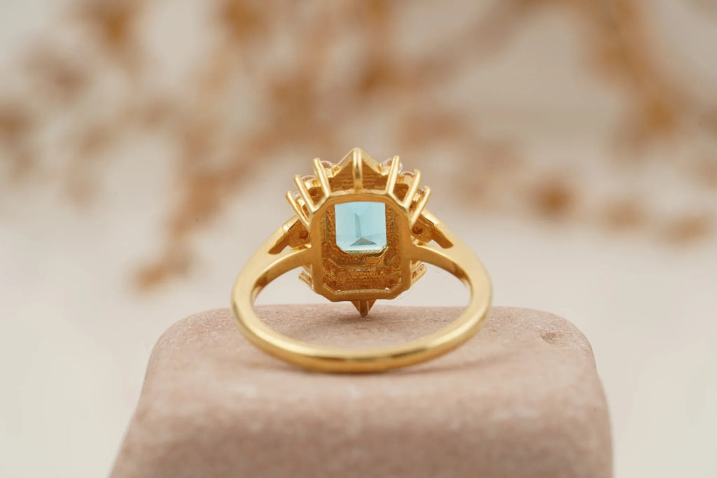 Vintage Cluster Unique Aquamarine Engagement Ring 14K Solid Gold - MinimalistJewels