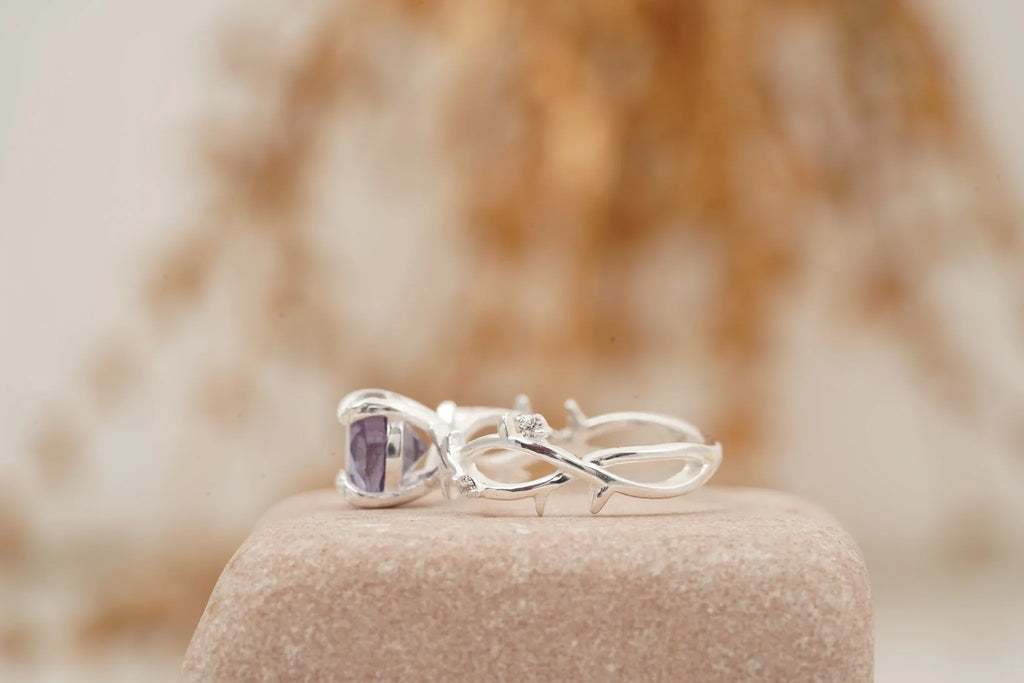 Alexandrite Gold Twist Engagement Ring | June Birthstone - MinimalistJewels