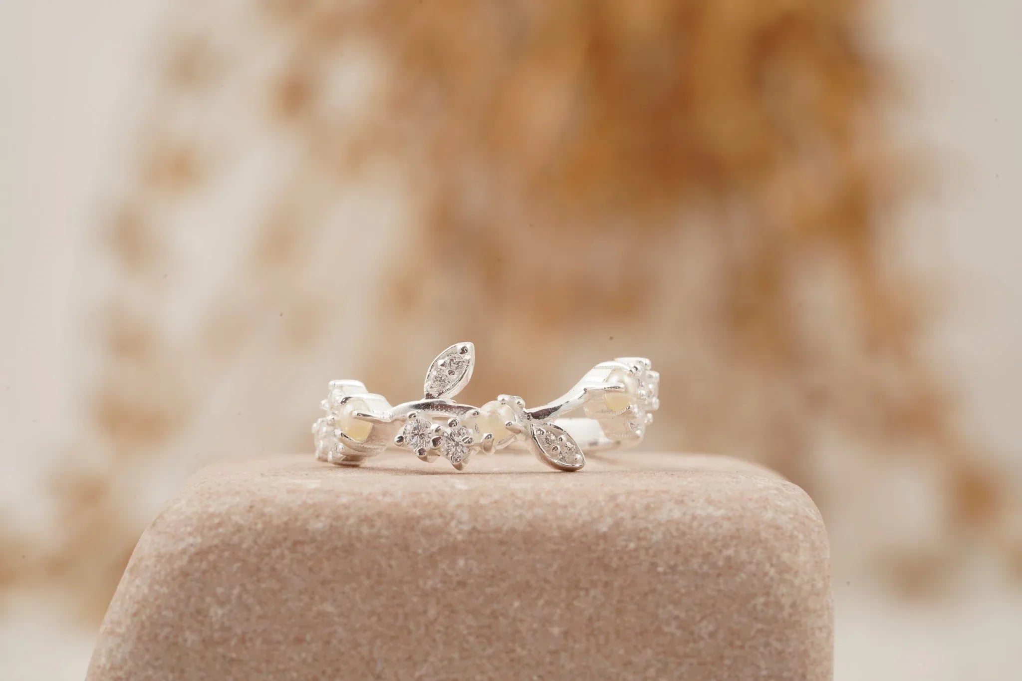 Pearl Leaf Floral Halo Diamond Art Deco Wedding Band - MinimalistJewels
