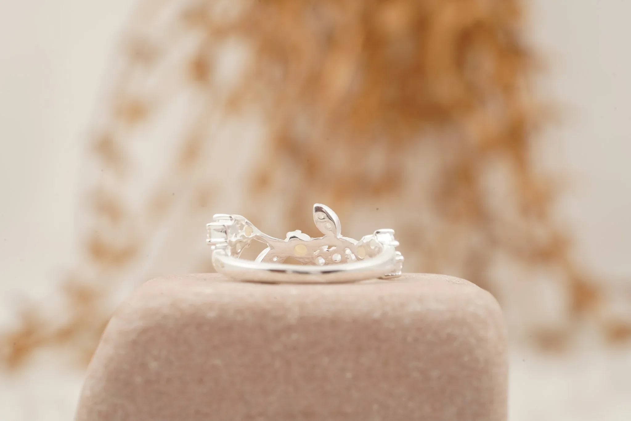 Pearl Leaf Floral Halo Diamond Art Deco Wedding Band - MinimalistJewels