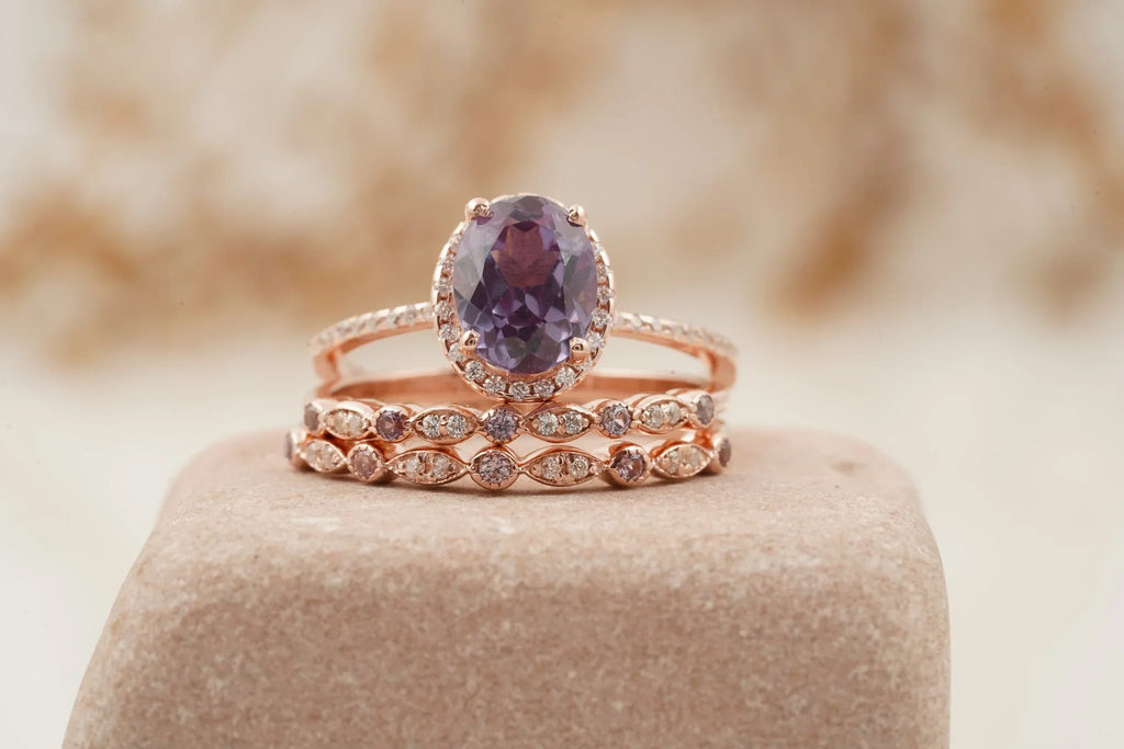 Oval Cut Alexandrite Engagement Ring 3pcs Set Halo Diamond Band - MinimalistJewels