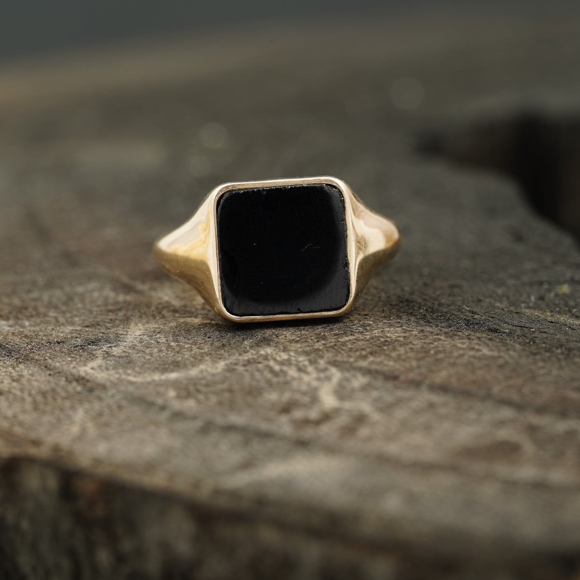 Black onyx signet ring in 14k gold