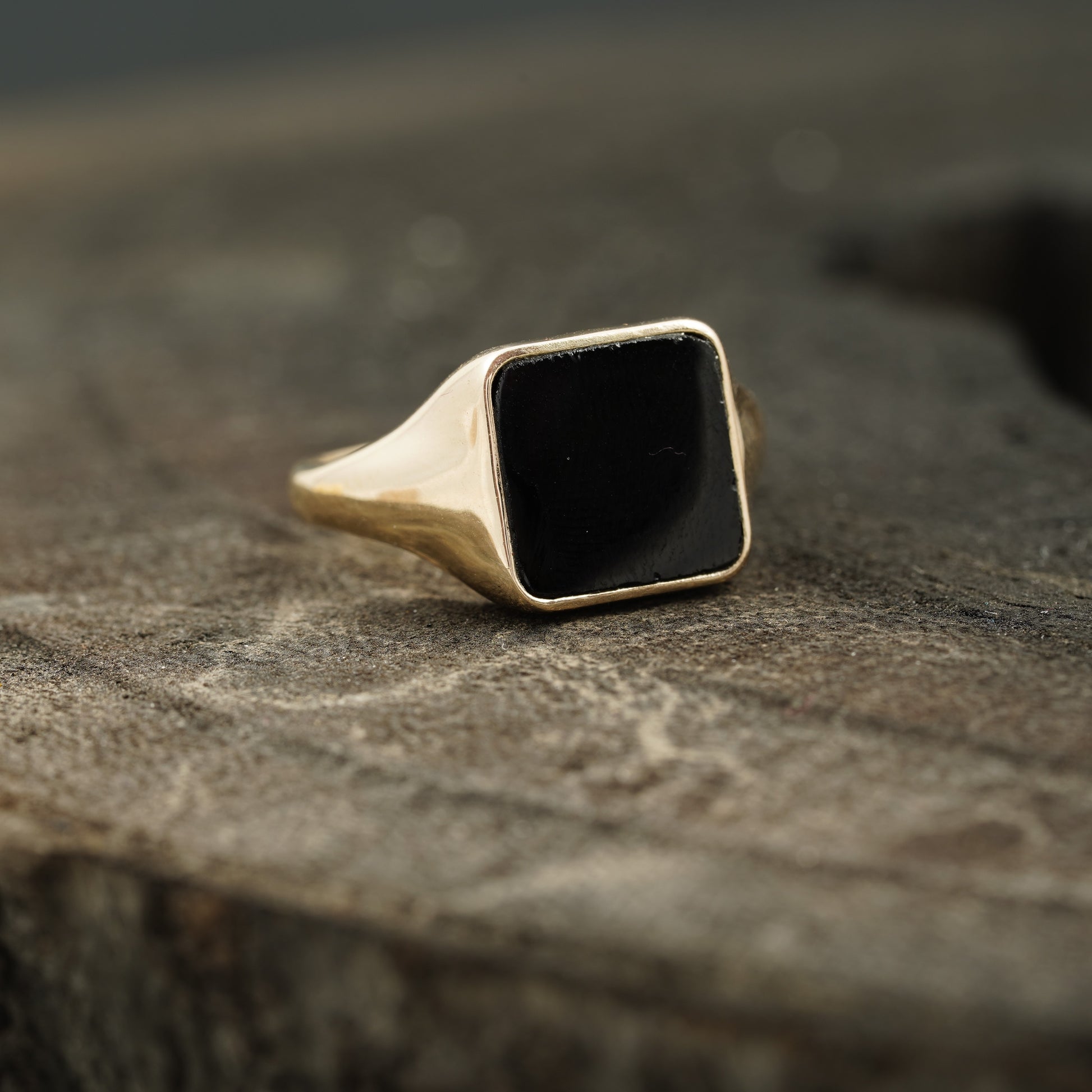 14k gold signet ring