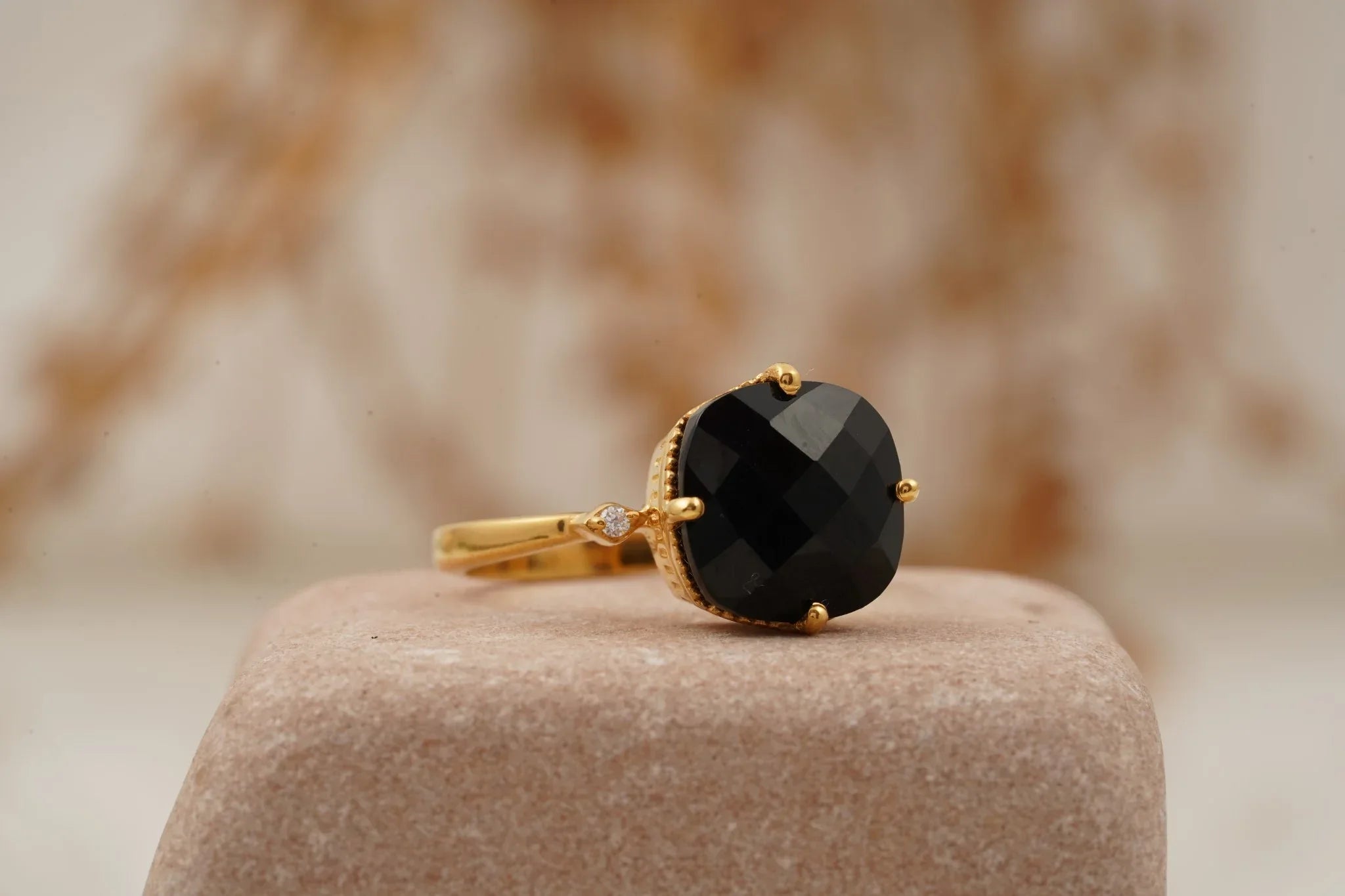 Cushion Black Onyx Vermeil Engagement Ring - MinimalistJewels