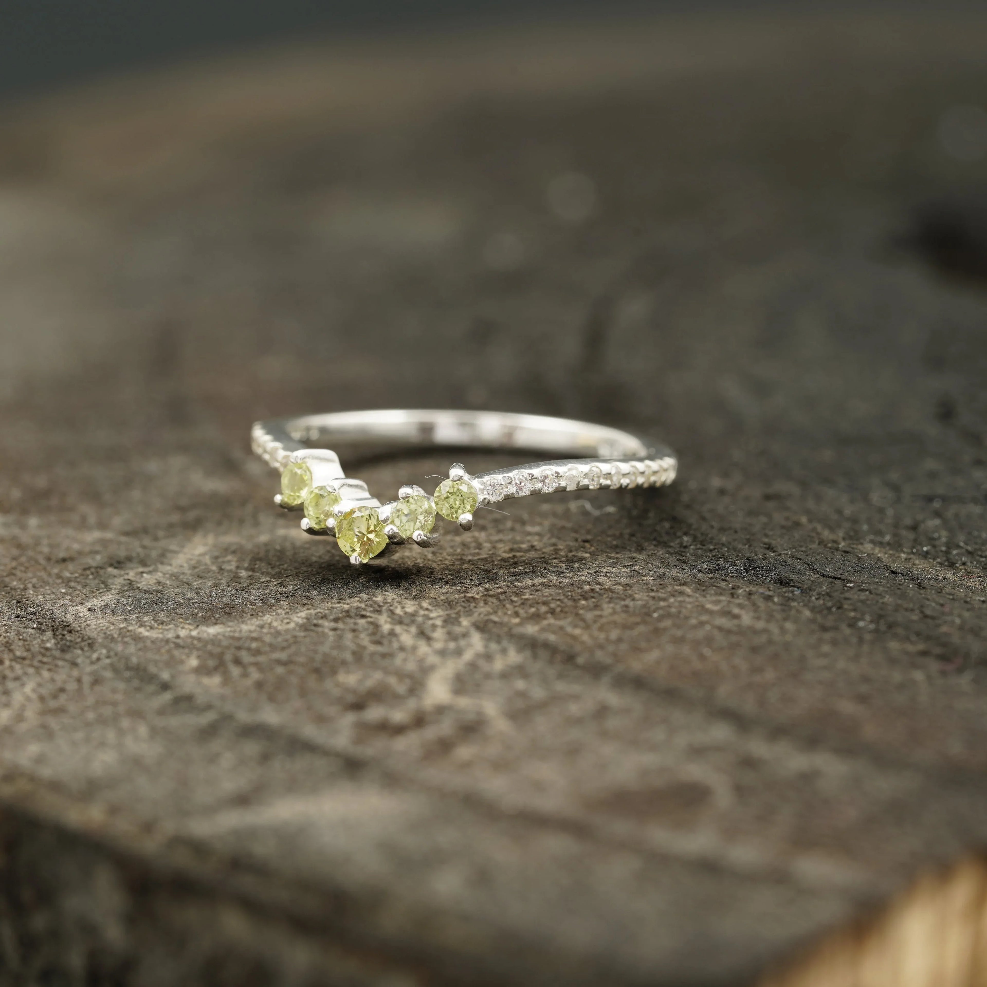 Curved Green Amethyst Stacking Matching Wedding Band - MinimalistJewels
