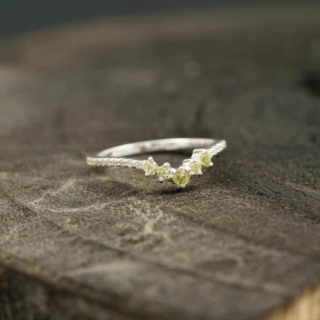 Curved Green Amethyst Stacking Matching Wedding Band - MinimalistJewels