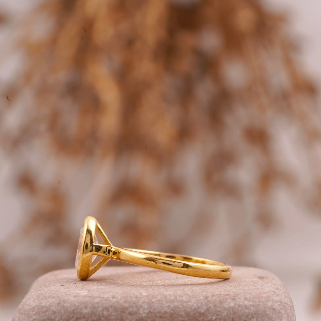 Oval Cut Bezel Set Engagement Ring - MinimalistJewels