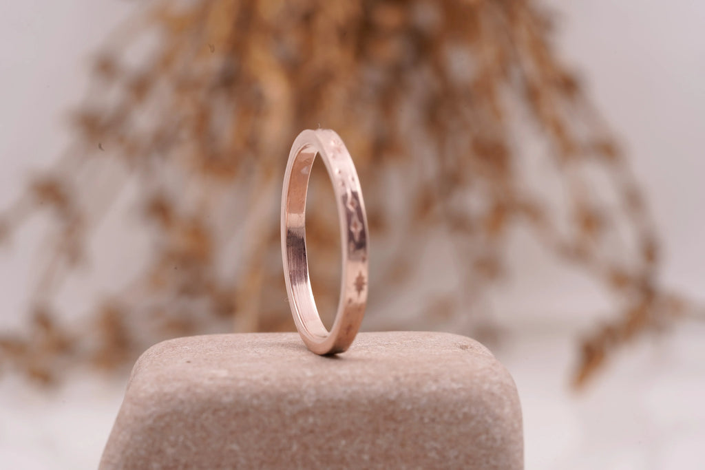 Celestial Star Engraved Wedding Ring - MinimalistJewels