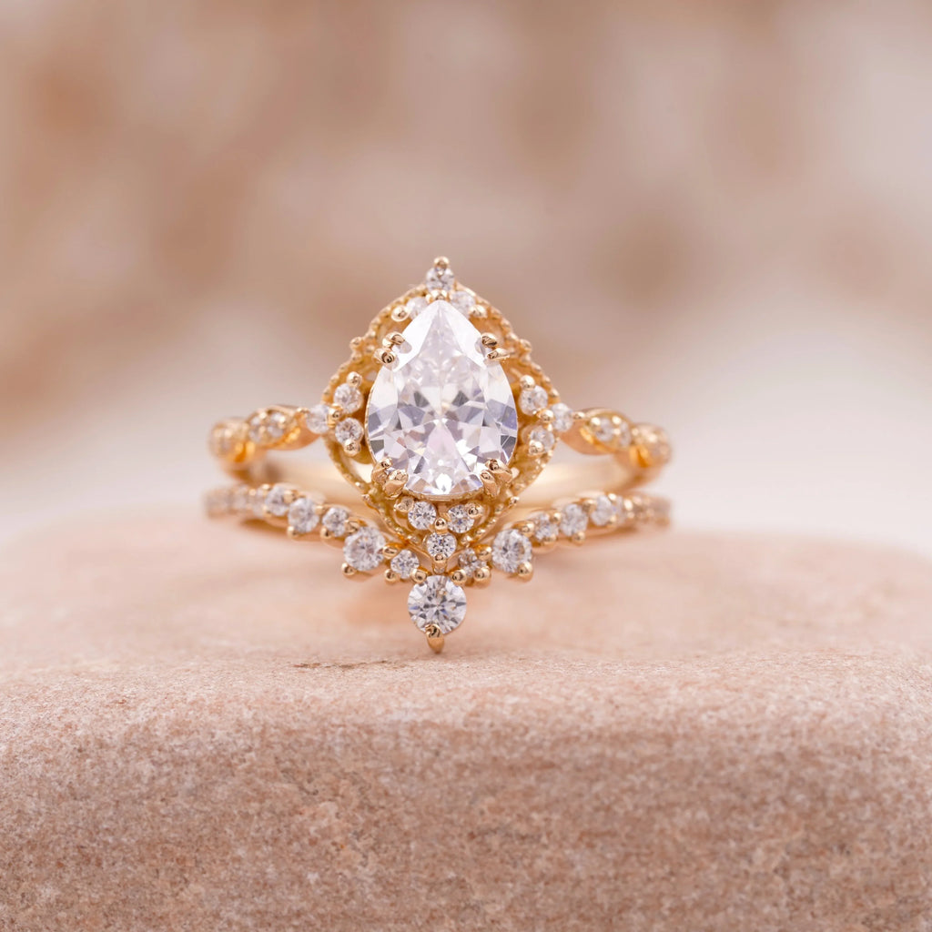 Pear Moissanite Bridal Engagement Ring - MinimalistJewels