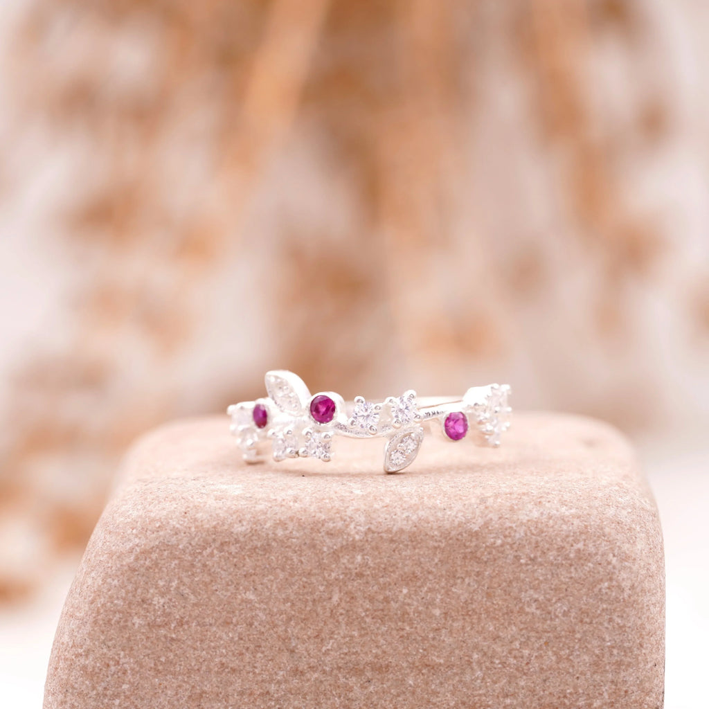 Nature Inspired Leaf CZ Diamond And Ruby Wedding Band 925 Sterling Silver - MinimalistJewels