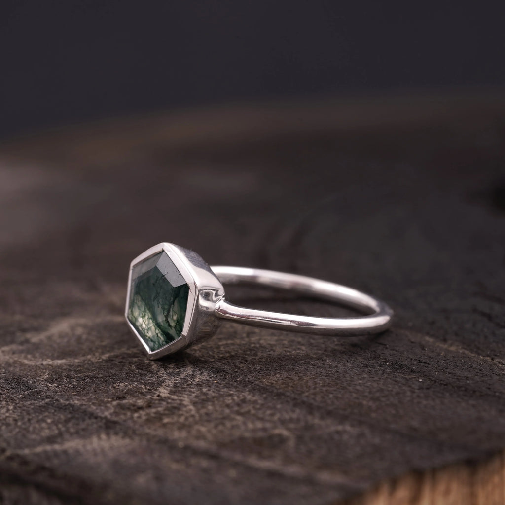 Hexagon Cut Moss Agate Bezel Set Engagement Ring - MinimalistJewels