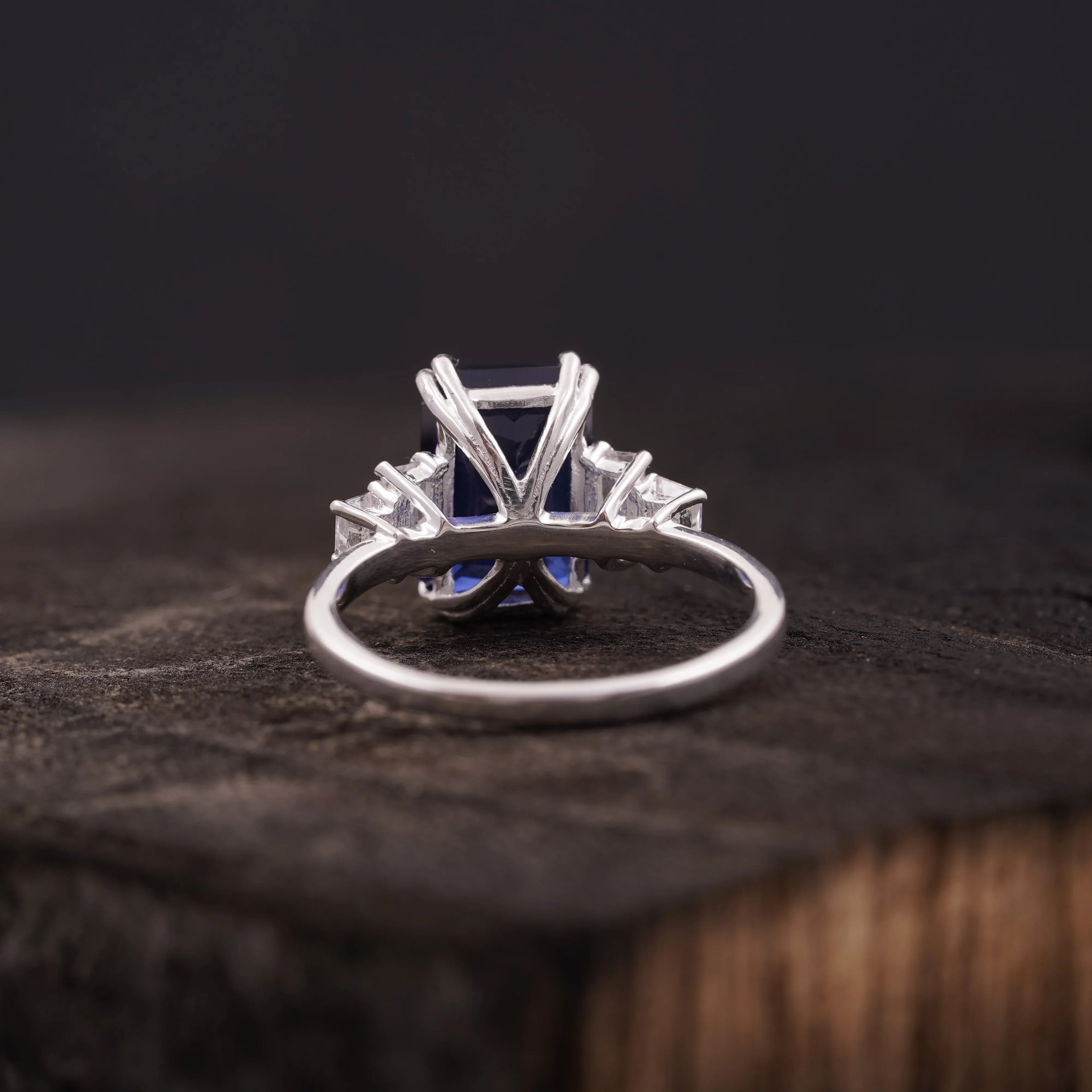 Emerald Blue Sapphire Silver Engagement Ring - MinimalistJewels