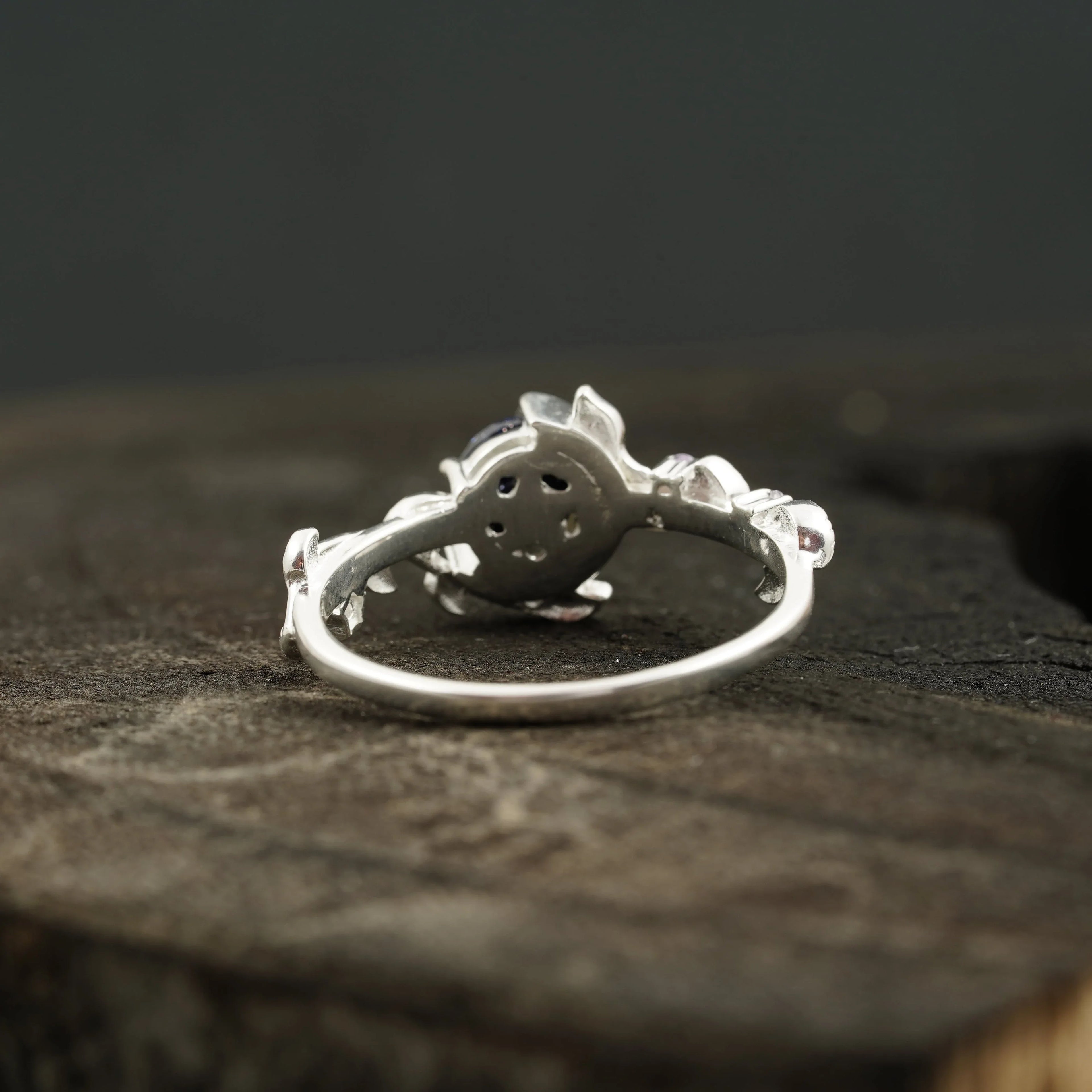 Blue Sandstone Leaf Diamond Band Engagement Ring | Sterling Silver - MinimalistJewels