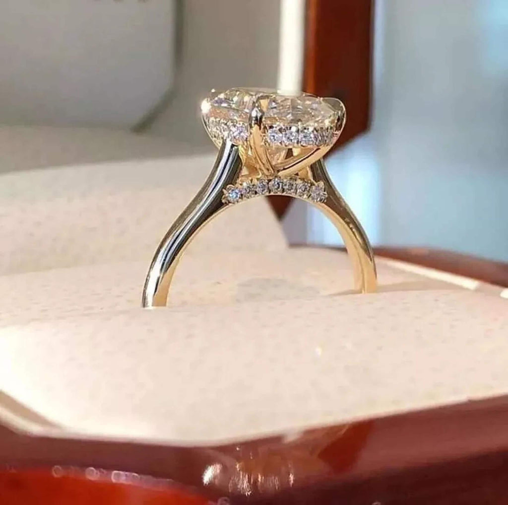Oval Cut Moissanite Ring Daisy Floral Engagement Ring - MinimalistJewels