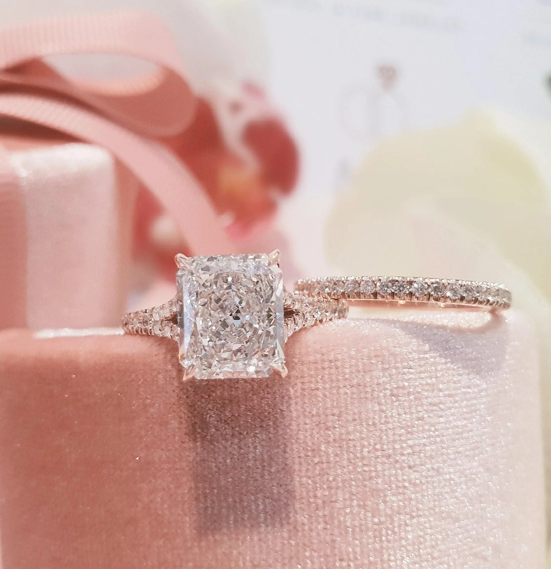 2.5CT Radiant Cut Moissanite Engagement Ring Set - MinimalistJewels
