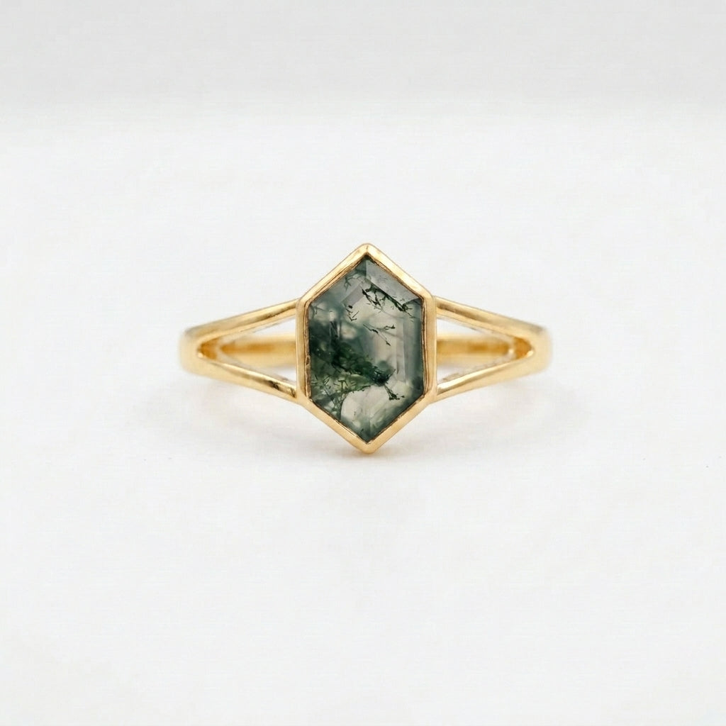 Vintage Bezel Setting Moss Agate Gold Engagement Ring