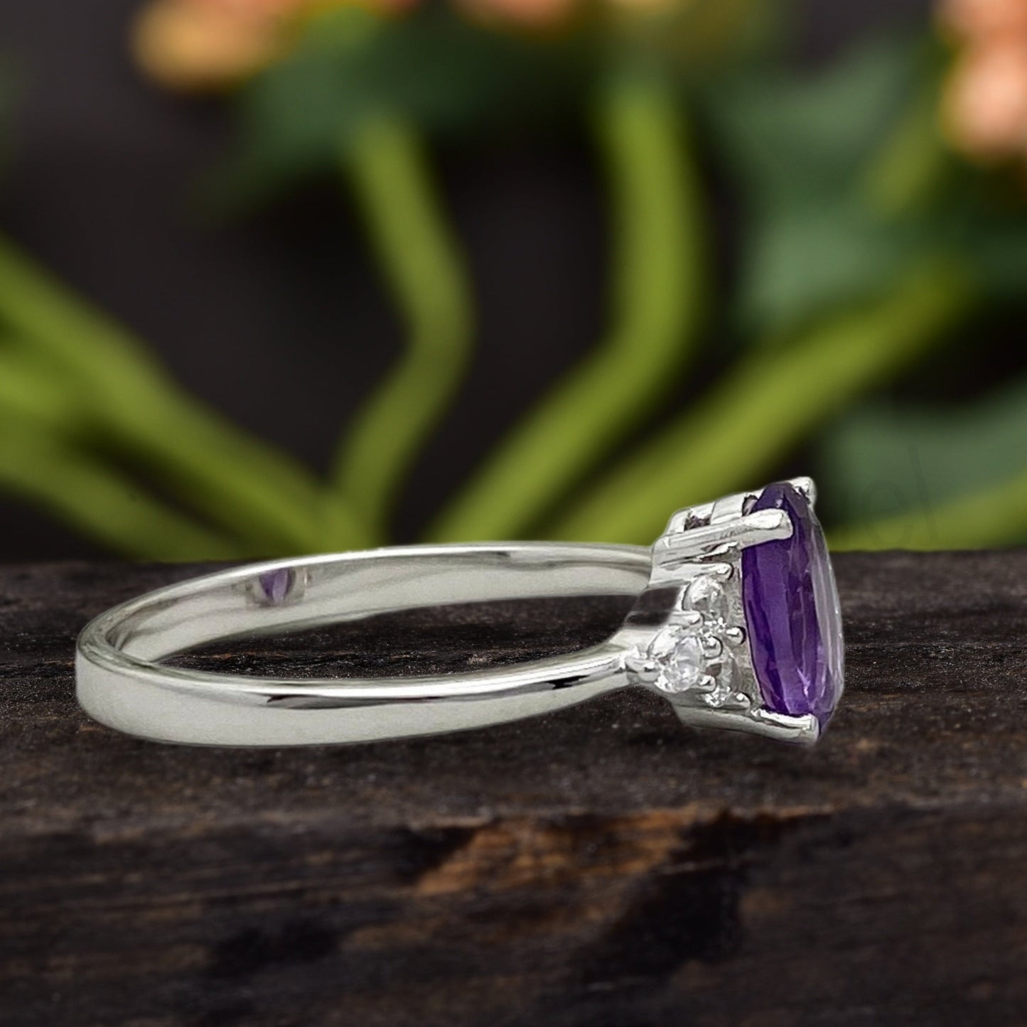 Oval Lavender Amethyst Sterling Silver Gemstone Ring 